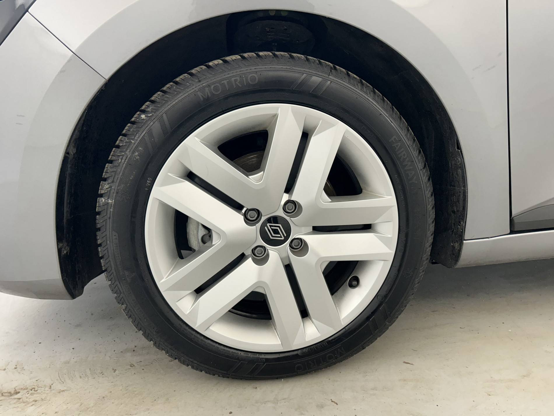 Vente en ligne Renault Clio 5 Clio E-Tech full hybrid 145 ch GSR2 au prix de 19 900 €