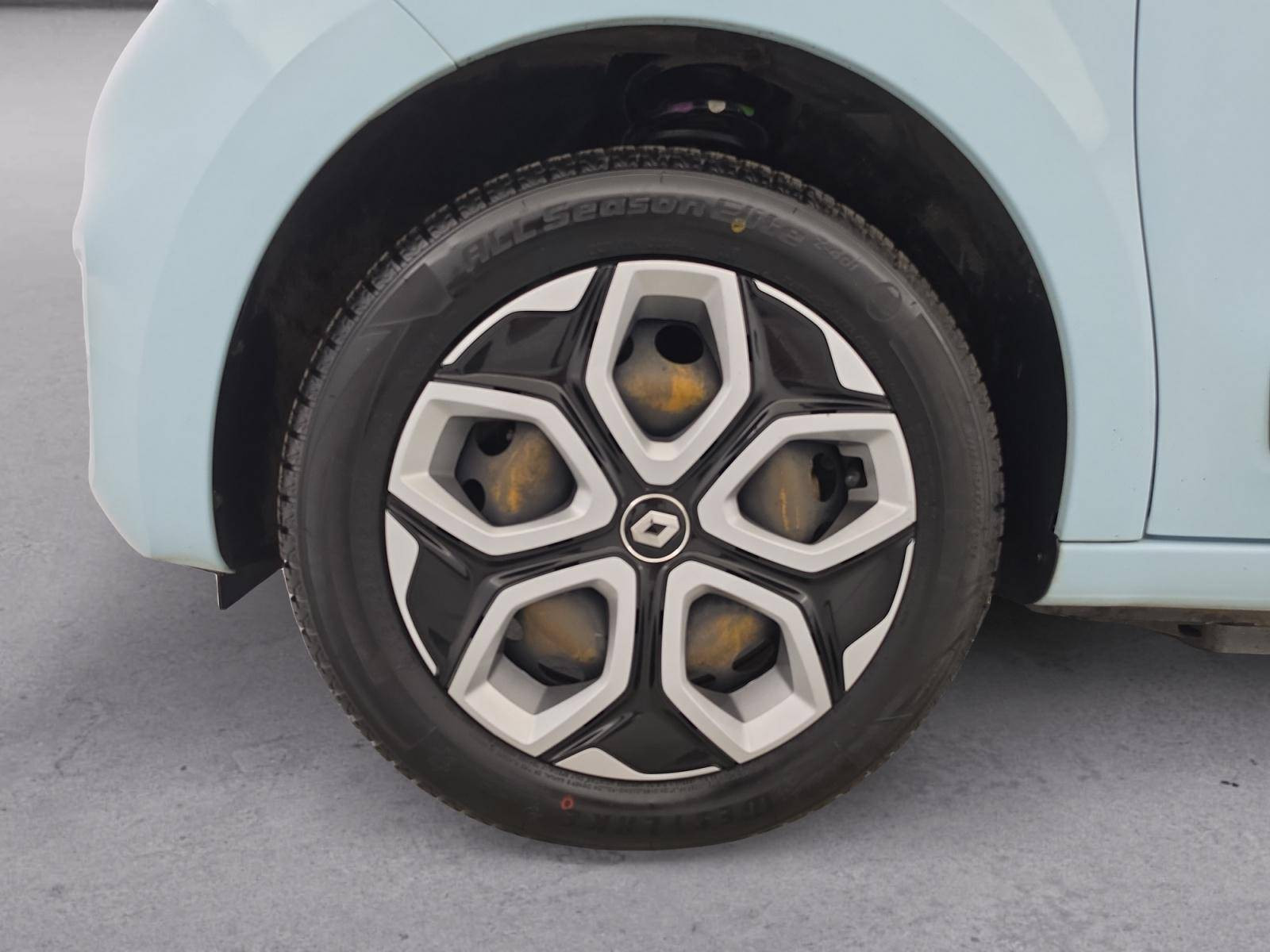 Vente en ligne Renault Twingo Electrique Twingo III E-Tech au prix de 11 990 €
