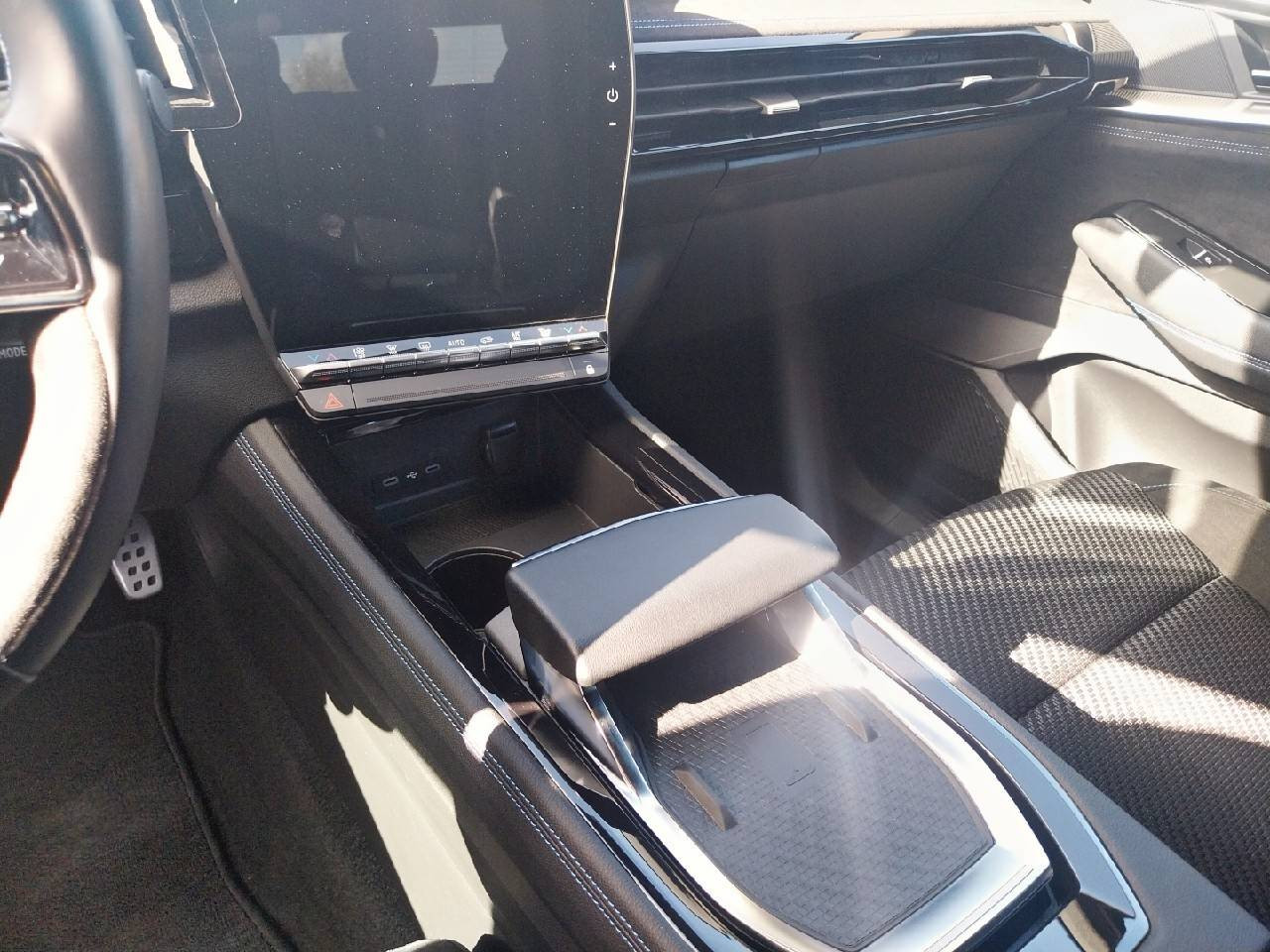 Vente en ligne Renault Austral  E-Tech hybrid 200 au prix de 33 990 €