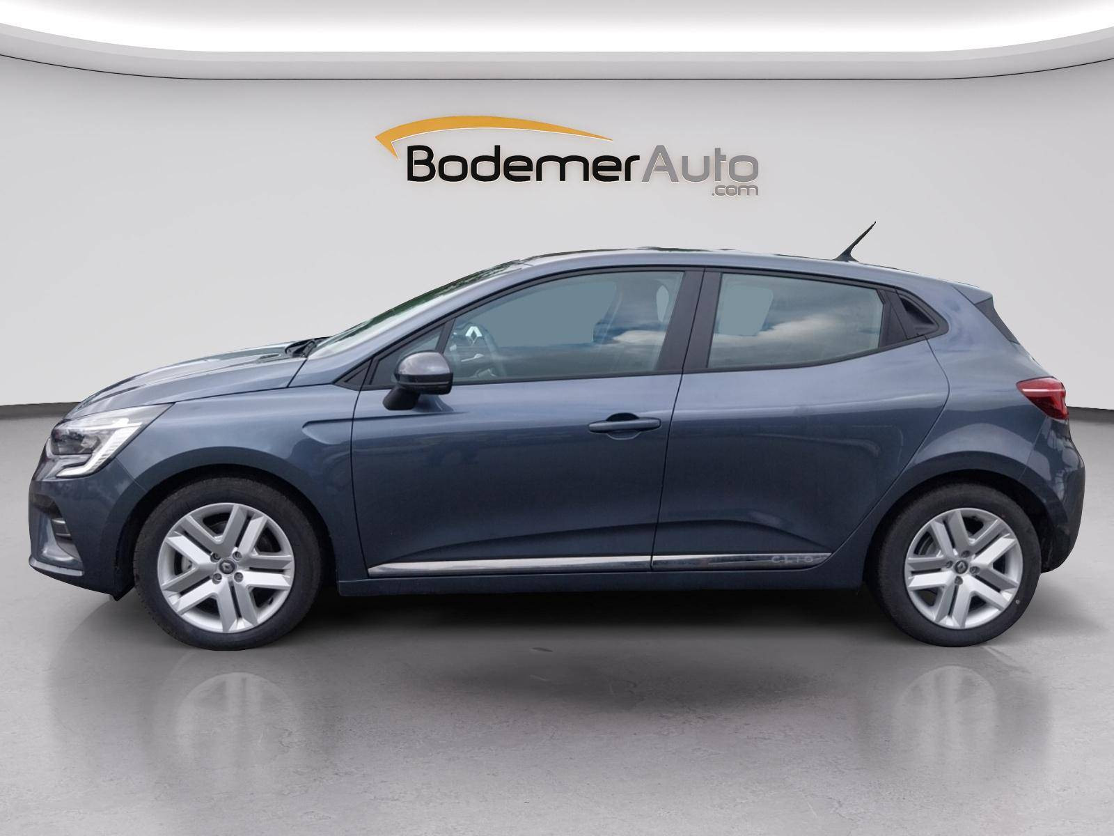Vente en ligne Renault Clio 5 Clio E-Tech 140 - 21N au prix de 15 990 €