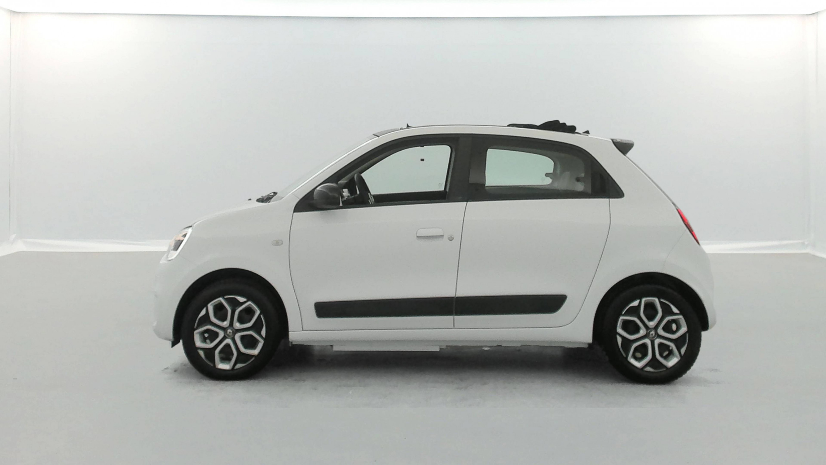 Vente en ligne Renault Twingo Electrique Twingo III E-Tech au prix de 11 990 €