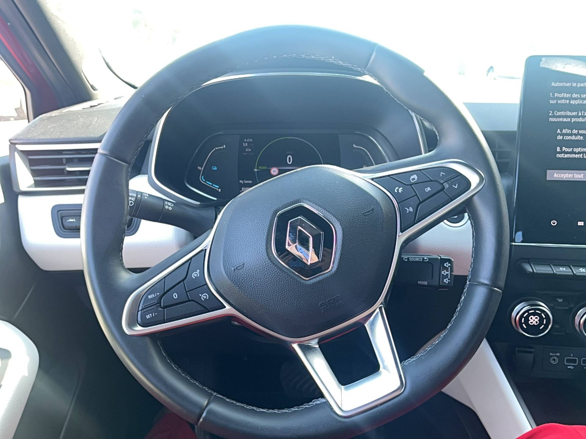 Vente en ligne Renault Clio 5 Clio E-Tech 140 au prix de 14 990 €