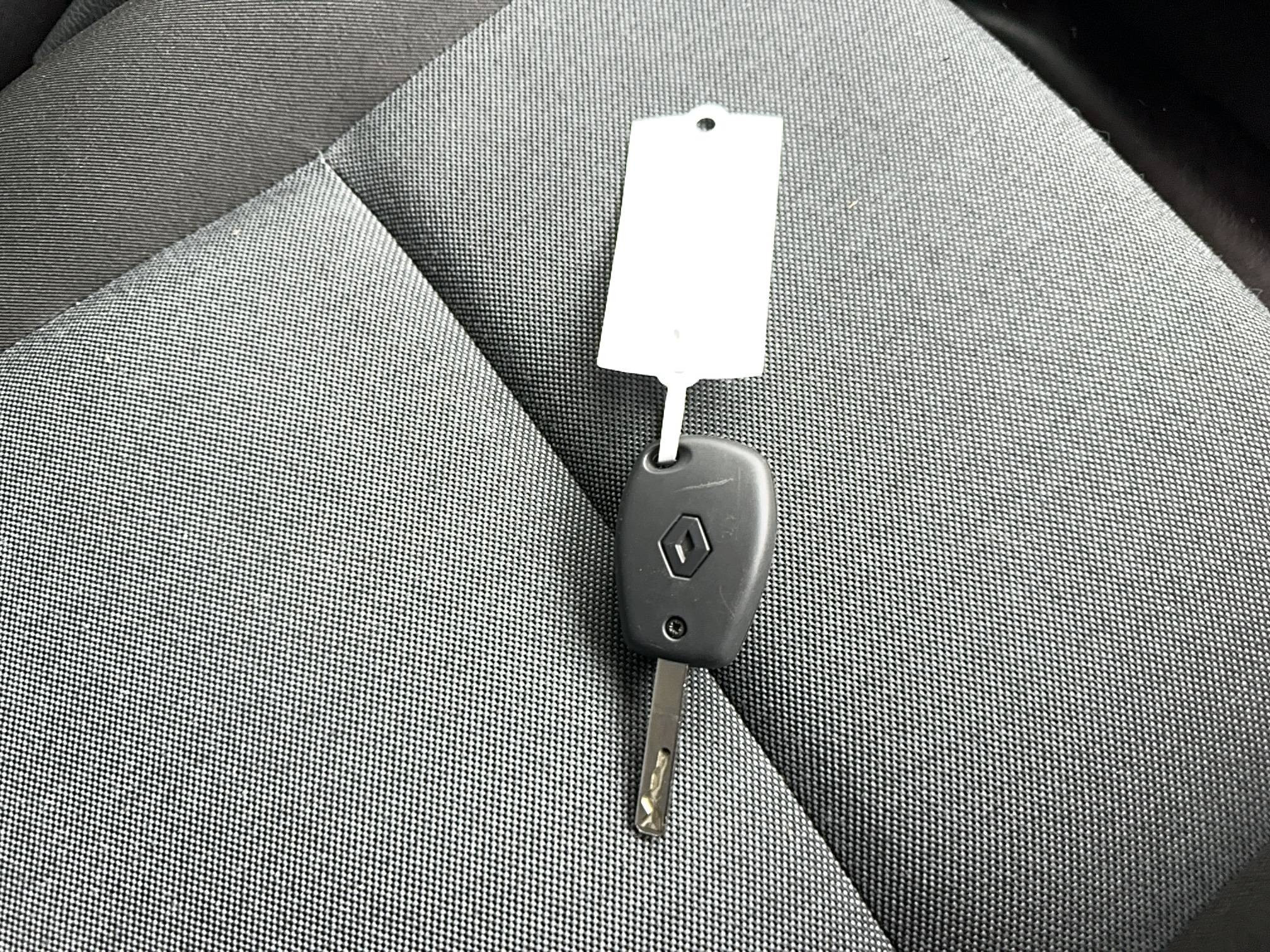 Vente en ligne Renault Master E-Tech MASTER ELECTRIQUE FGN L2H2 F3500 EV52 au prix de 26 900 €