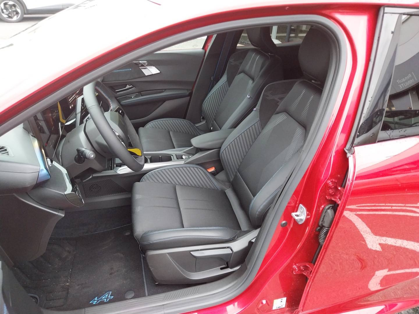 Vente en ligne Renault Clio 6 Clio E-Tech full hybrid 160 ch au prix de 29 790 €
