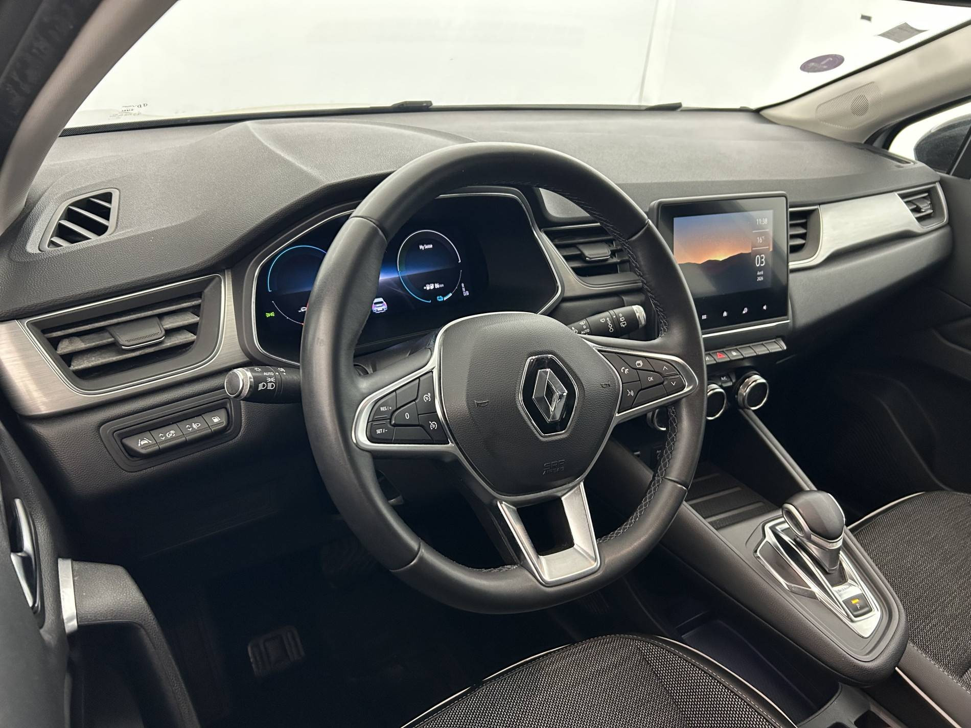 Vente en ligne Renault Captur  E-Tech Plug-in 160 au prix de 15 990 €