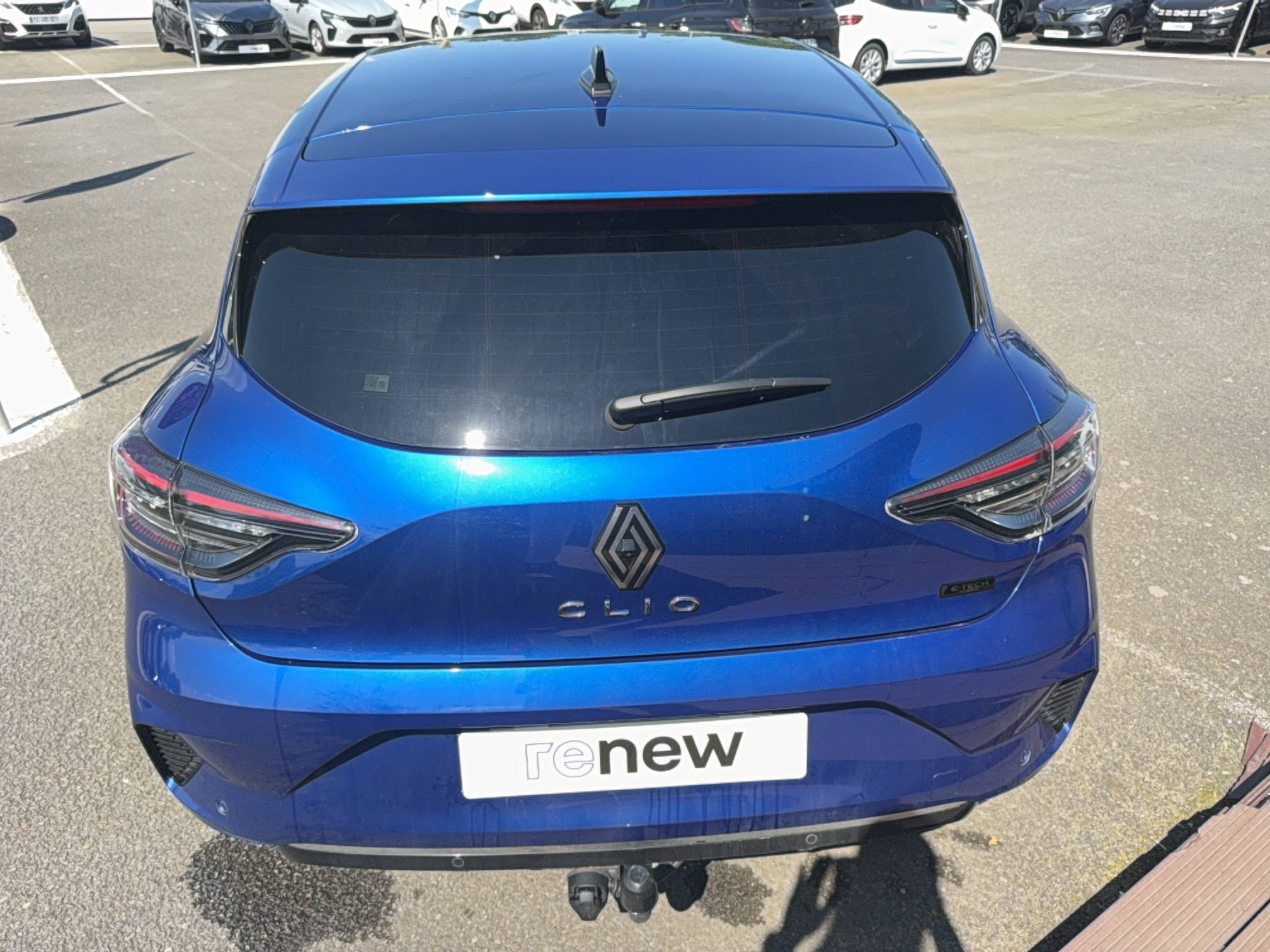 Vente en ligne Renault Clio 5 Clio E-Tech full hybrid 145 ch GSR2 au prix de 21 490 €