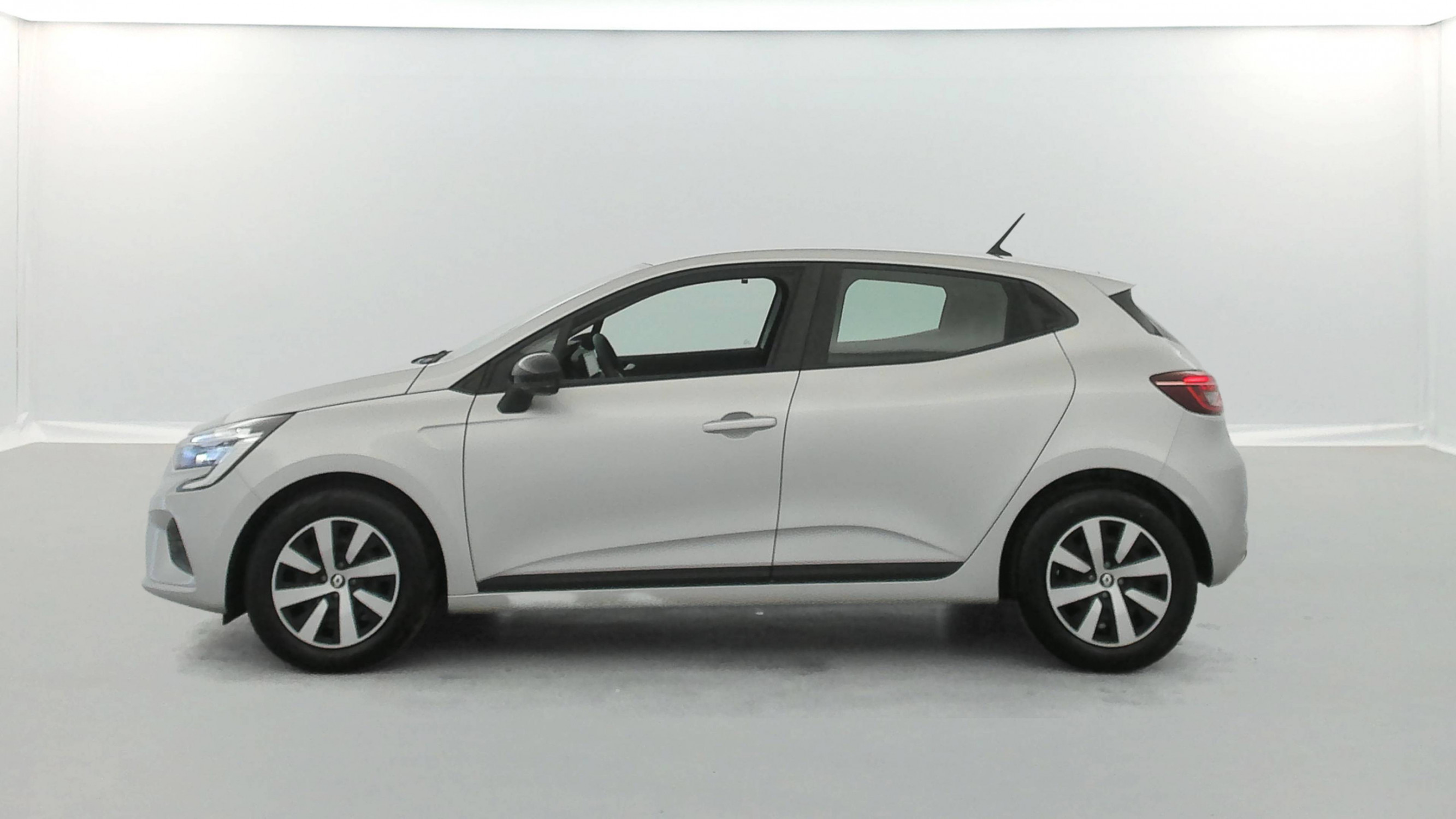 Vente en ligne Renault Clio 5 Clio TCe 90 au prix de 13 990 €