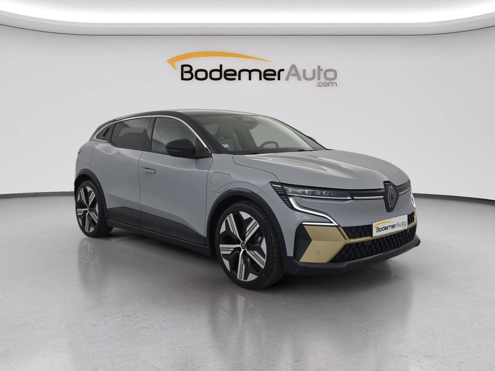Vente en ligne Renault Megane E-Tech  EV60 220 ch super charge au prix de 25 499 €