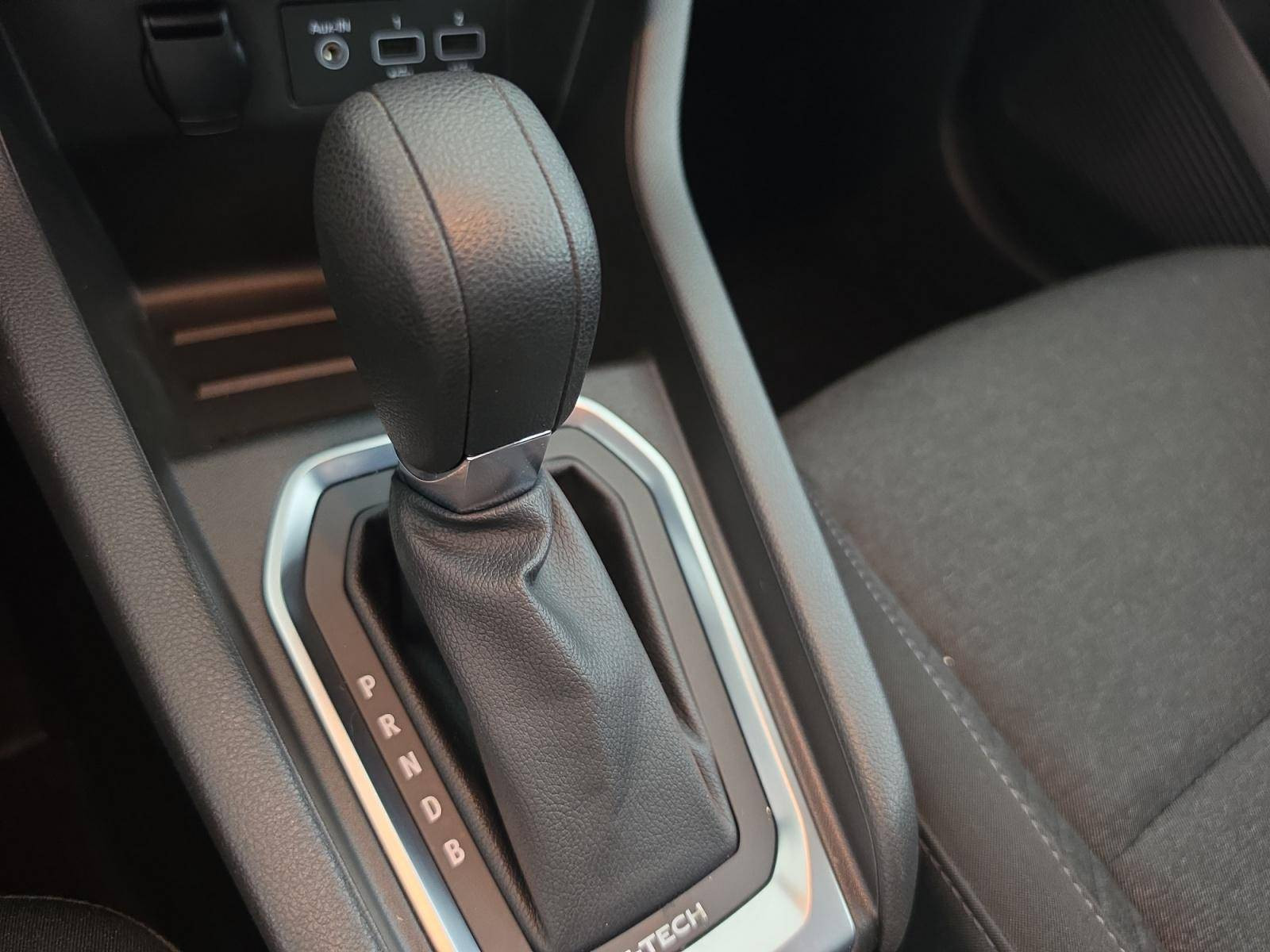 Vente en ligne Renault Clio 5 Clio E-Tech 140 - 21N au prix de 14 890 €