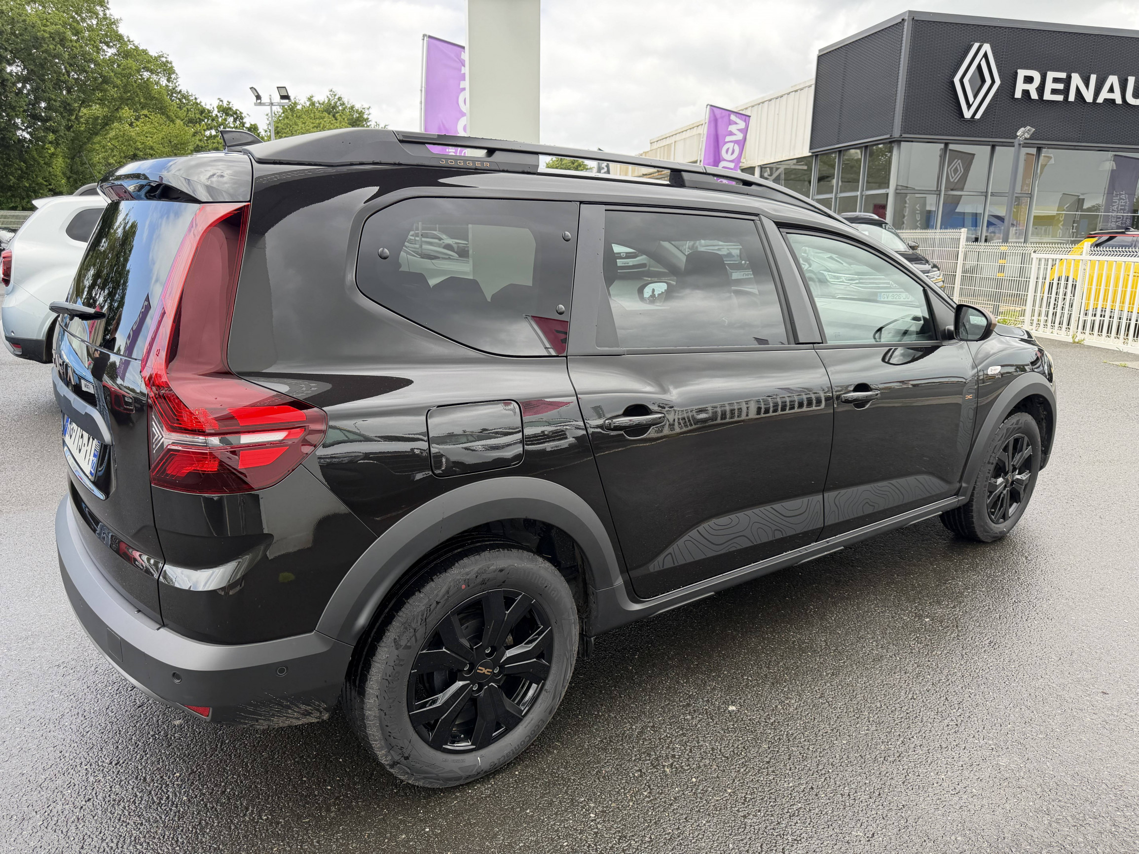 Vente en ligne Dacia Jogger  Hybrid 140 7 places GSR2 au prix de 25 990 €