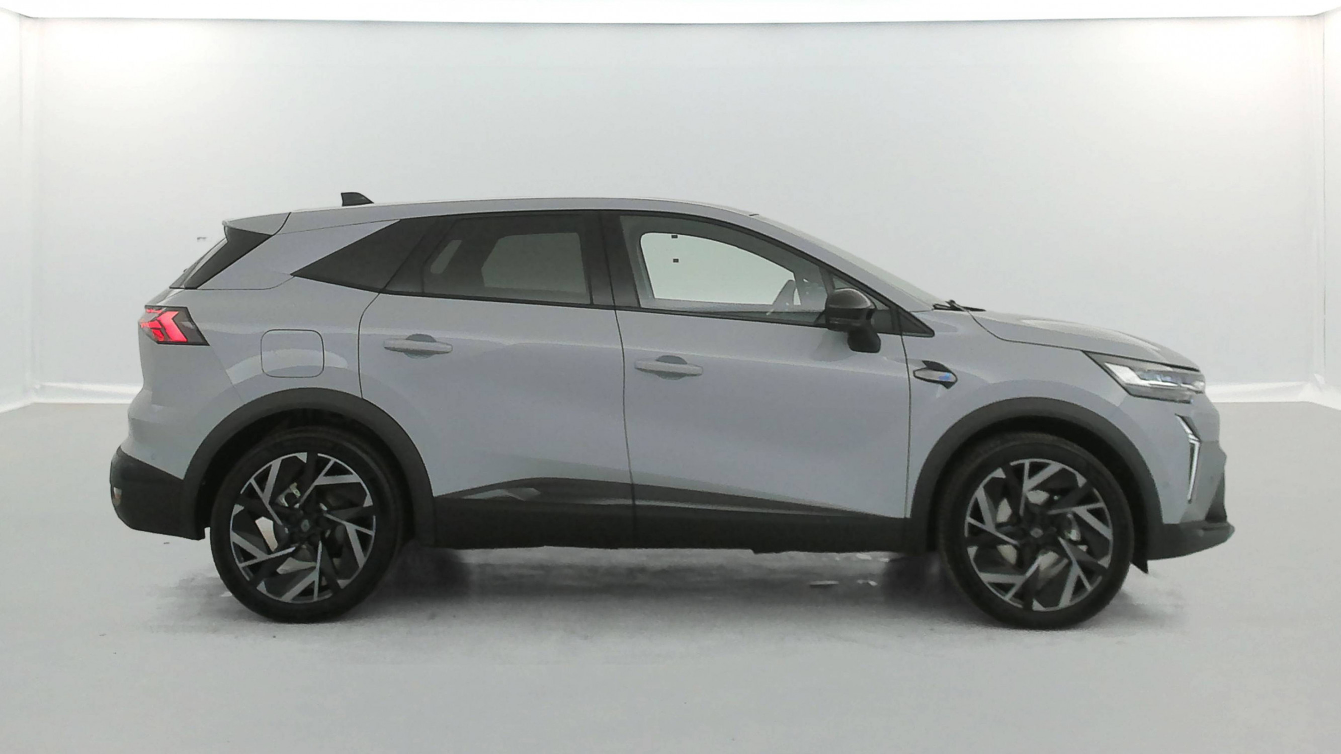 Vente en ligne Renault Symbioz  E-Tech full hybrid 145 au prix de 27 990 €