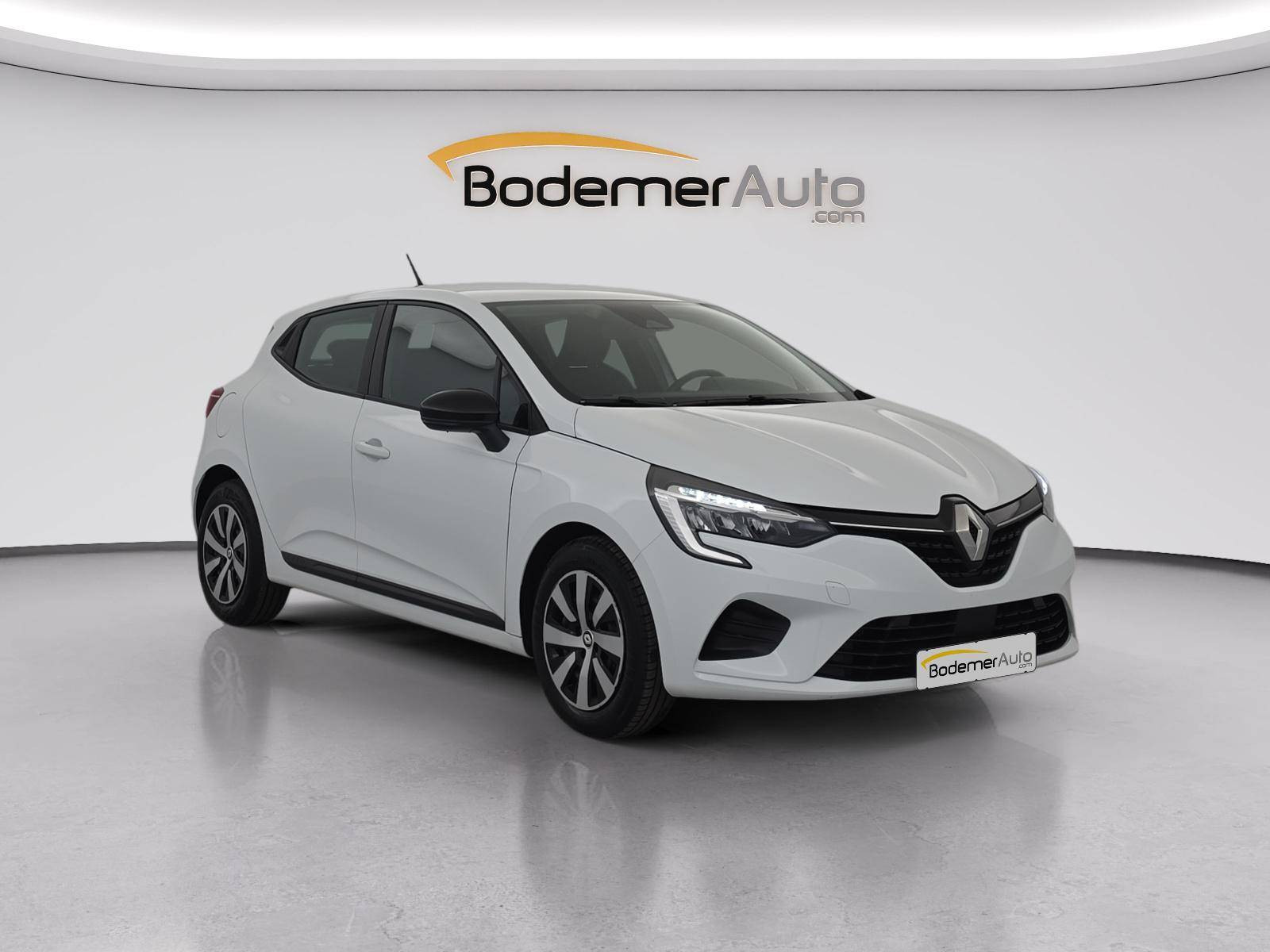 Vente en ligne Renault Clio 5 Clio TCe 90 au prix de 14 490 €