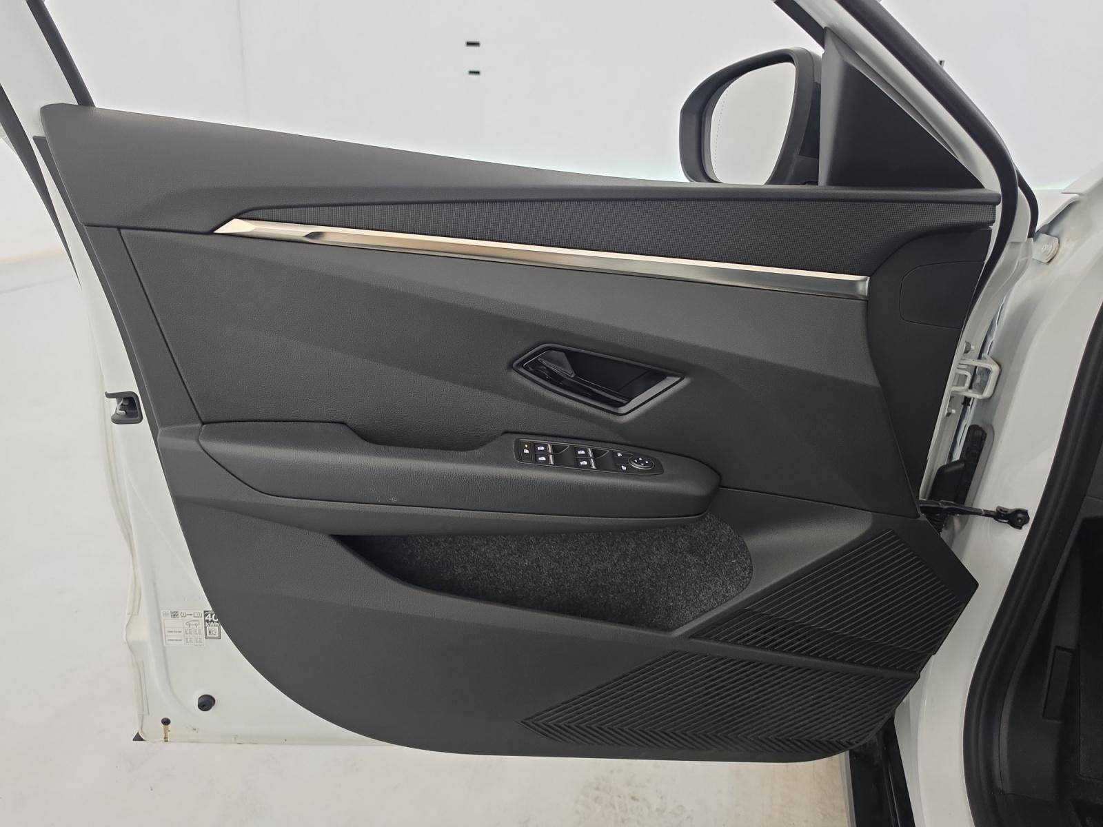 Vente en ligne Renault Megane E-Tech  EV40 130ch standard charge au prix de 18 990 €