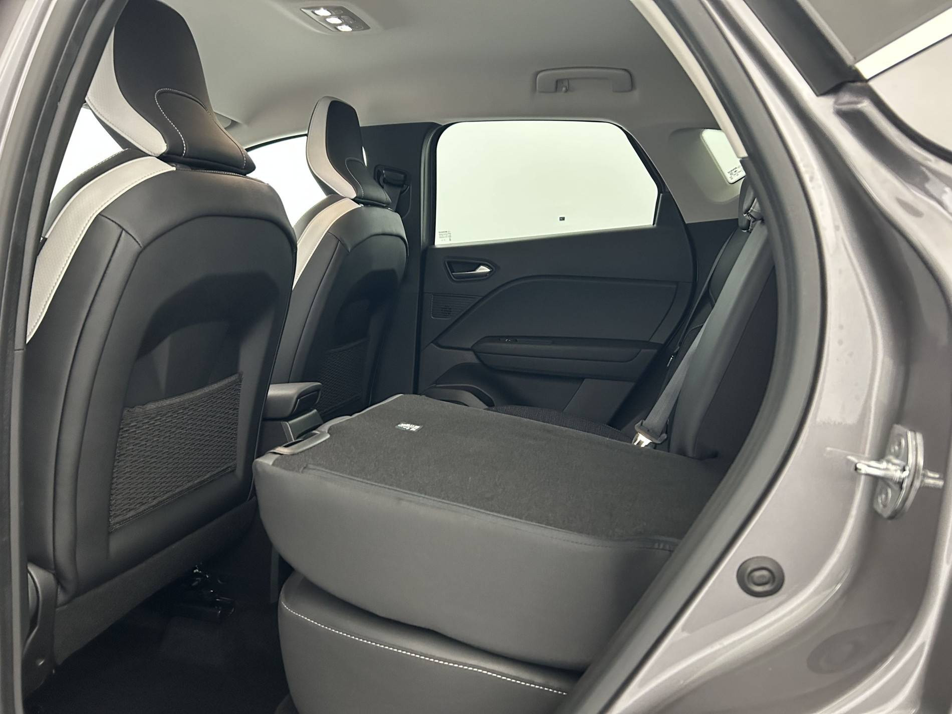 Vente en ligne Renault Captur  E-Tech Plug-in 160 au prix de 17 490 €