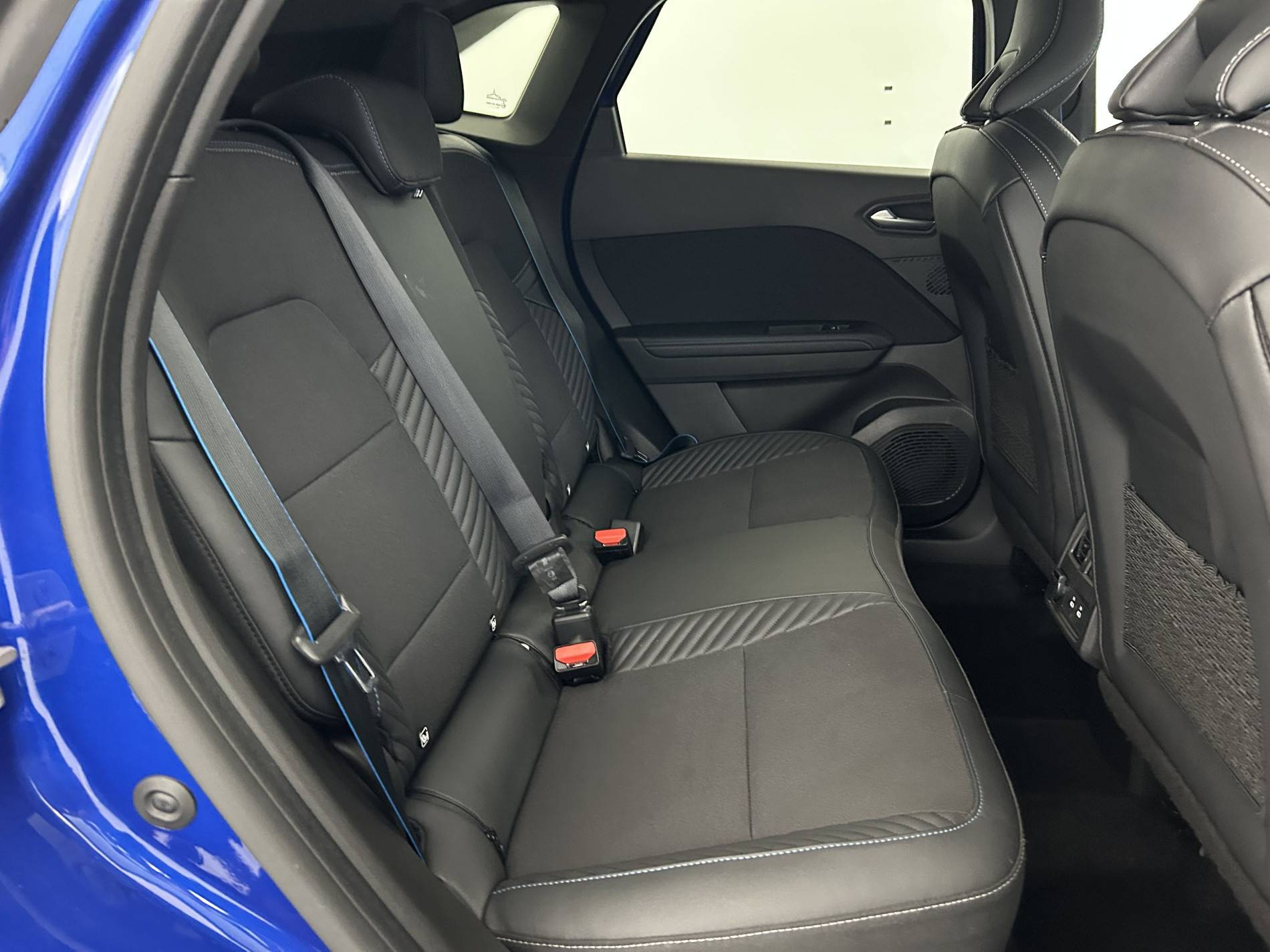 Vente en ligne Renault Symbioz  E-Tech full hybrid 145 au prix de 29 990 €