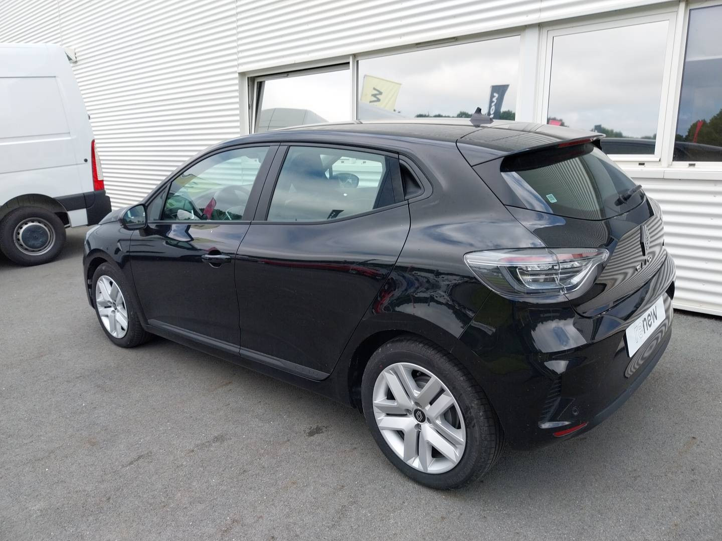 Vente en ligne Renault Clio 5 Clio E-Tech full hybrid 145 au prix de 18 390 €
