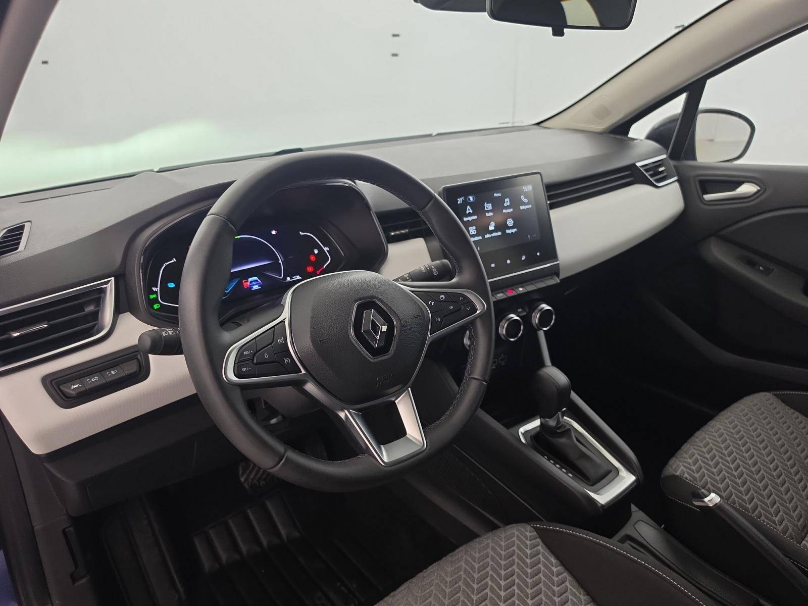 Vente en ligne Renault Clio 5 Clio E-Tech full hybrid 145 au prix de 16 990 €