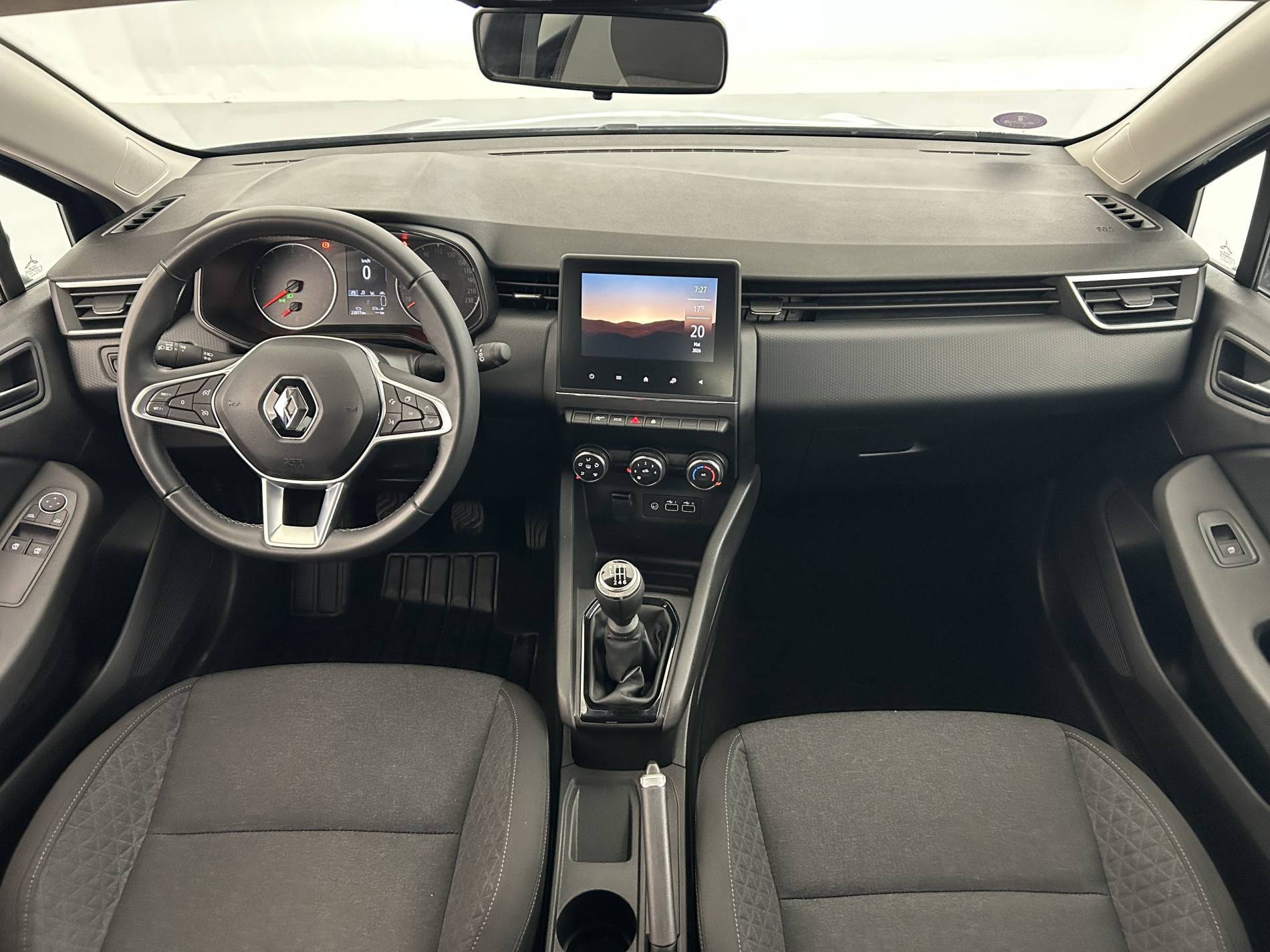 Vente en ligne Renault Clio 5 Clio TCe 90 au prix de 14 290 €