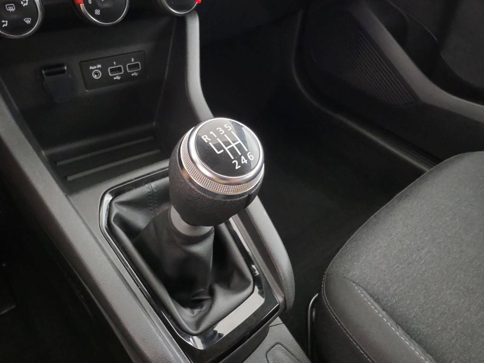 Vente en ligne Renault Clio 5 Clio TCe 90 au prix de 13 790 €