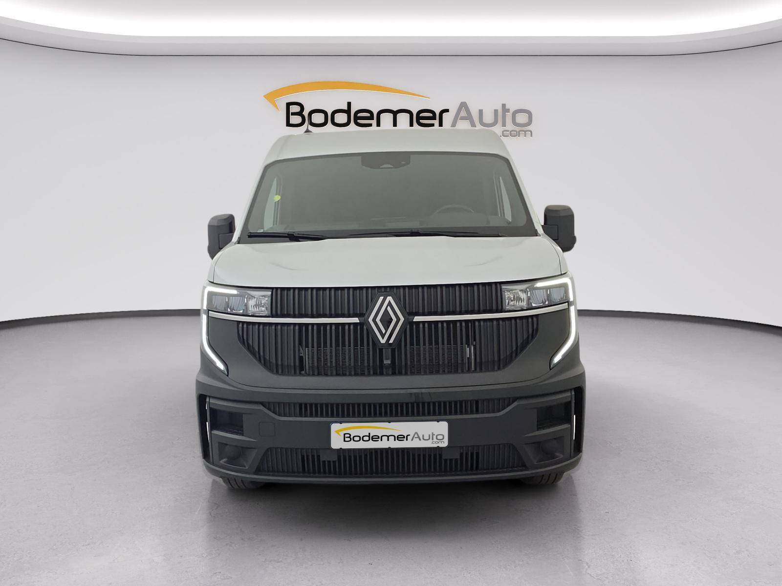 Vente en ligne Renault Master Fourgon MASTER FG BLUE DCI 130 L2H2 3T5 TR au prix de 31 490 €