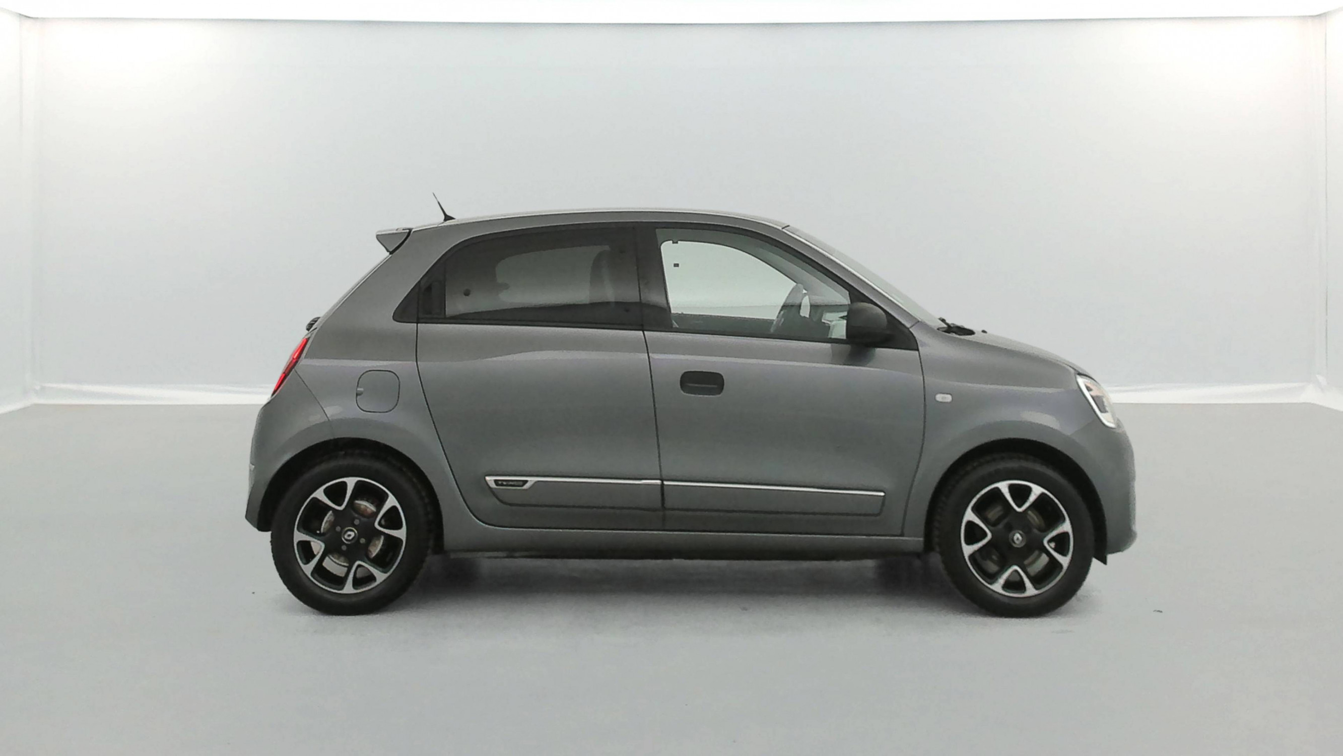 Vente en ligne Renault Twingo 3  TCe 95 au prix de 12 490 €