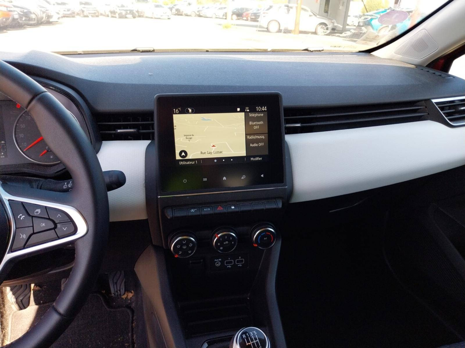 Vente en ligne Renault Clio 5 Clio TCe 90 au prix de 14 890 €