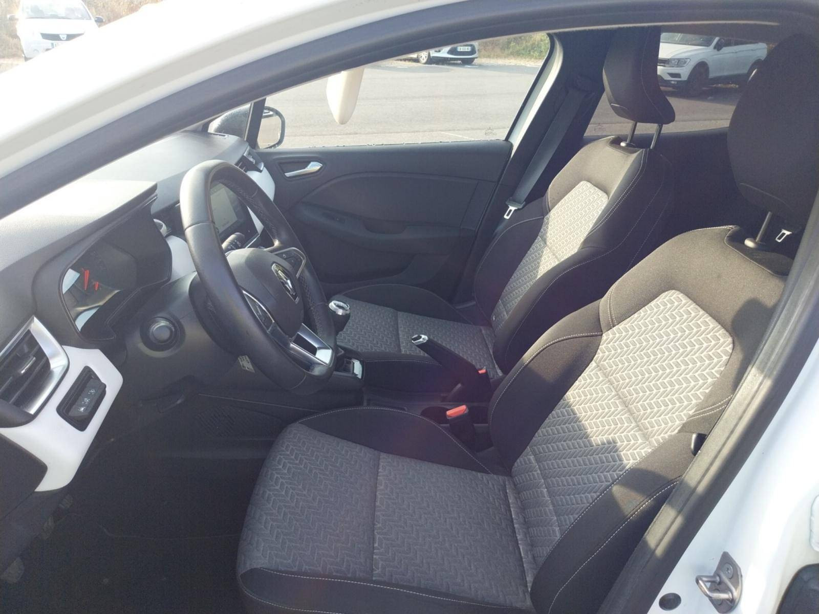 Vente en ligne Renault Clio 5 Clio TCe 90 au prix de 13 490 €