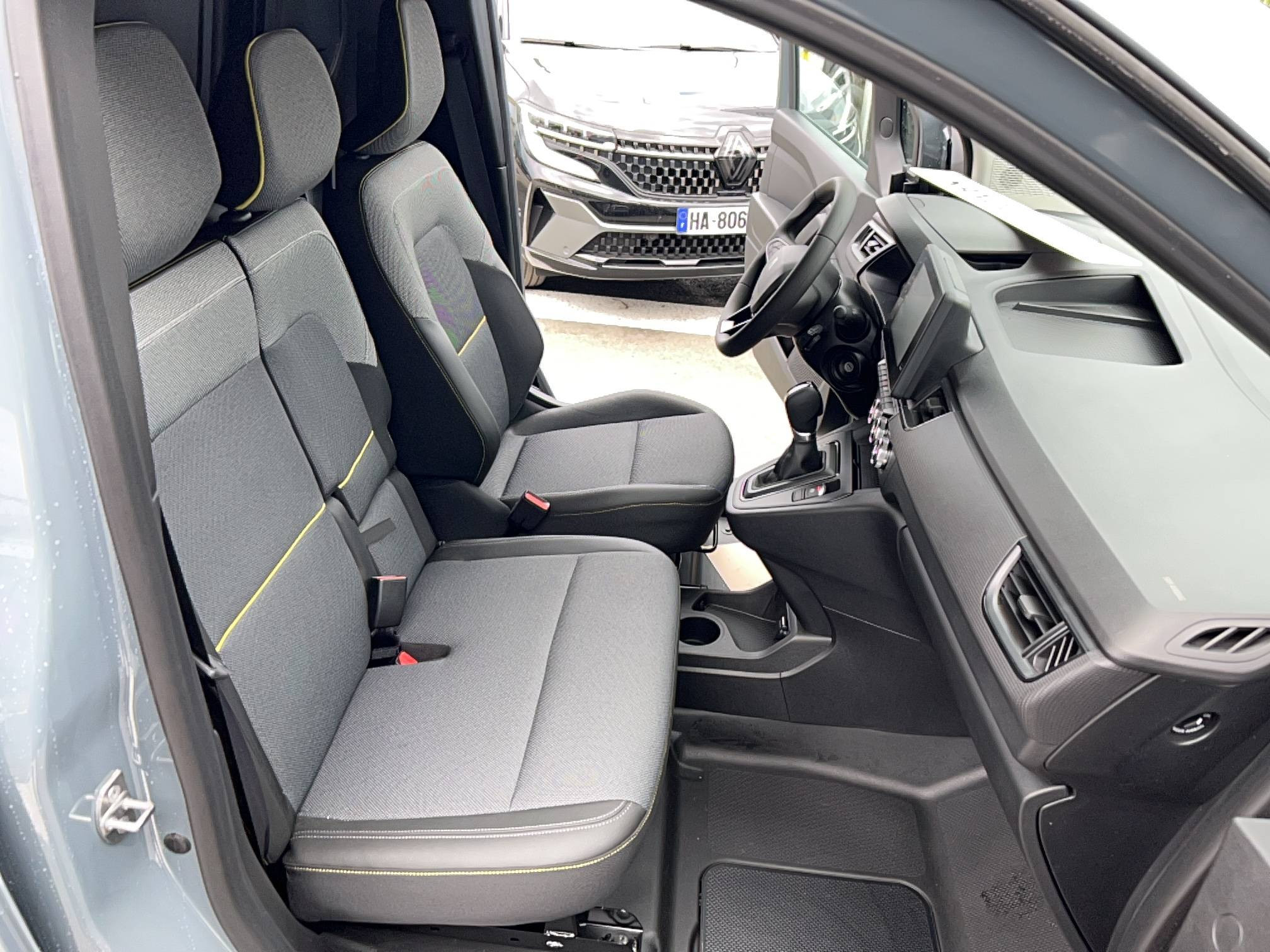 Vente en ligne Renault Kangoo Van E-Tech  FG TOLE L1 AC11 GSR2 au prix de 33 990 €