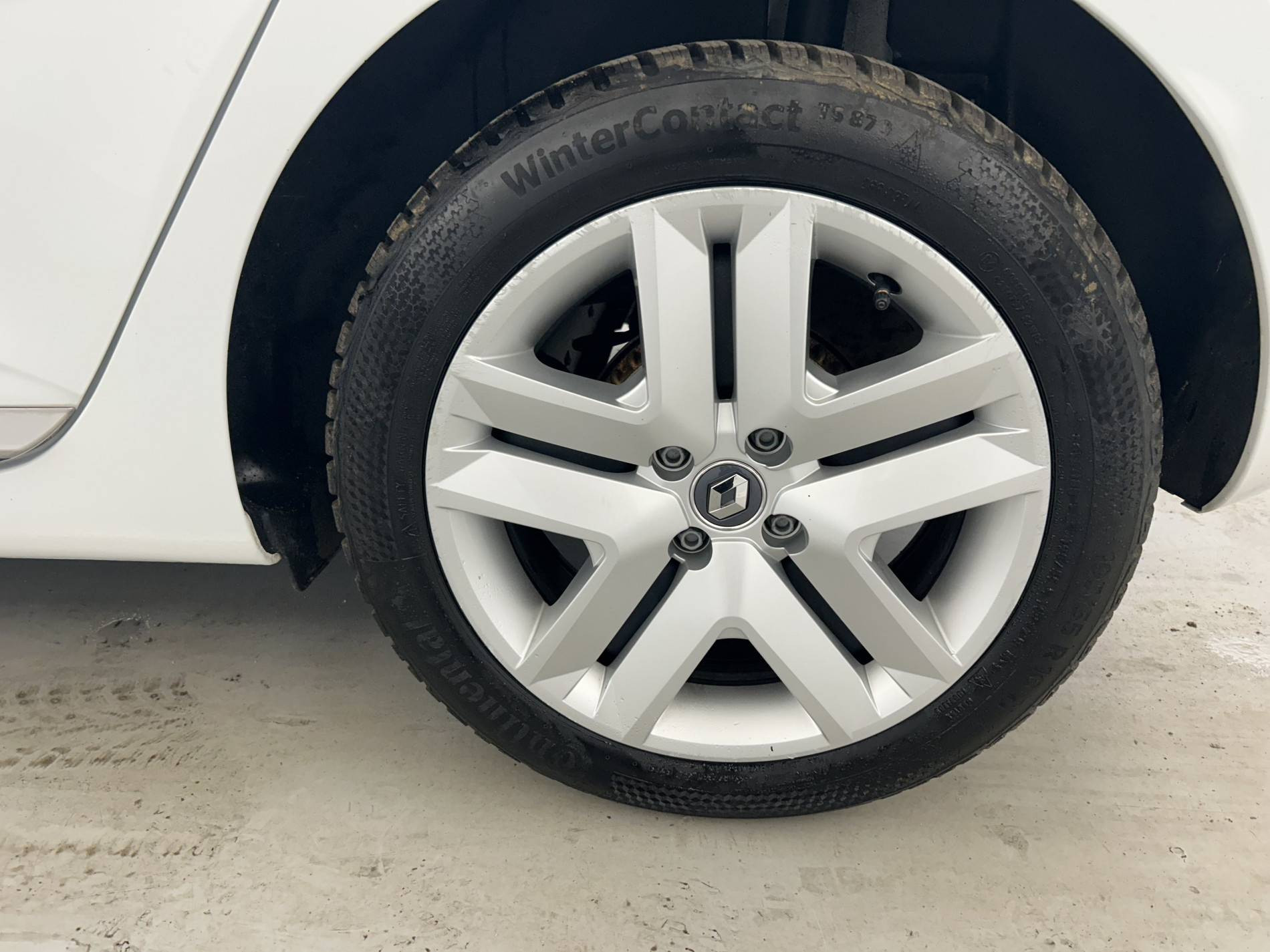 Vente en ligne Renault Clio 5 Clio TCe 90 X-Tronic - 21N au prix de 14 691 €