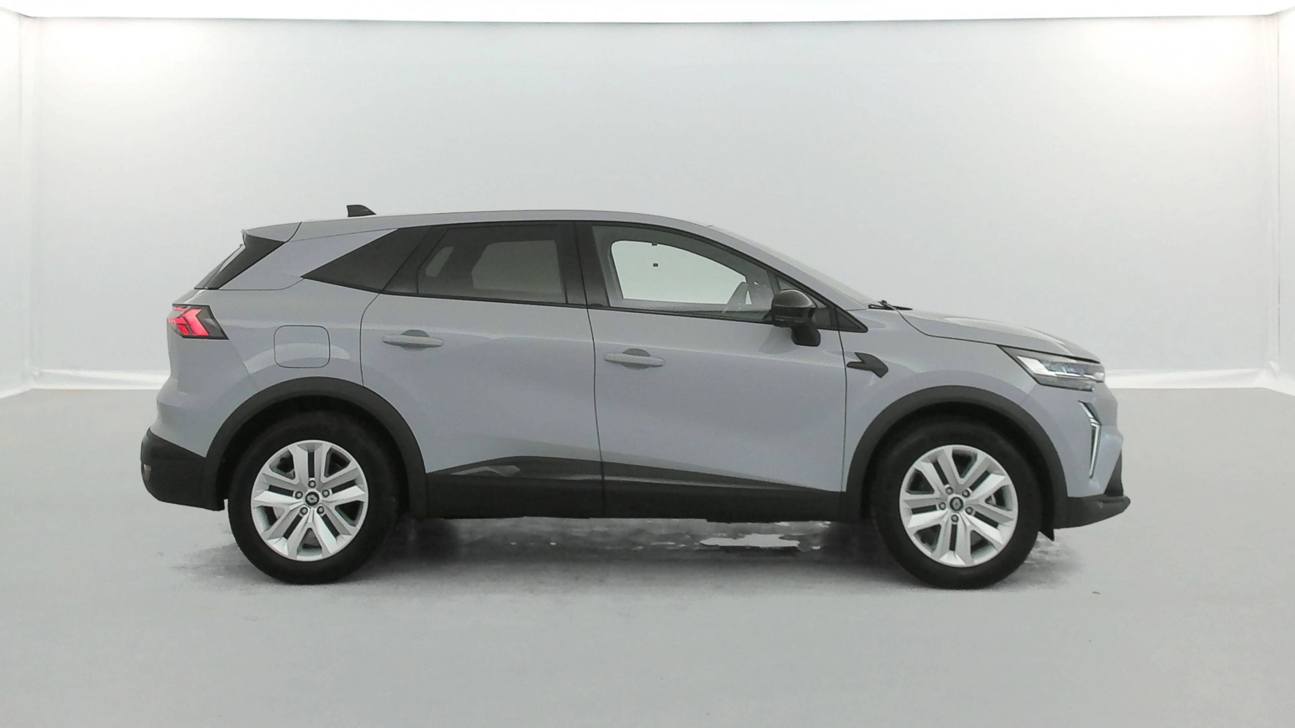 Vente en ligne Renault Symbioz  E-Tech full hybrid 145 au prix de 25 890 €