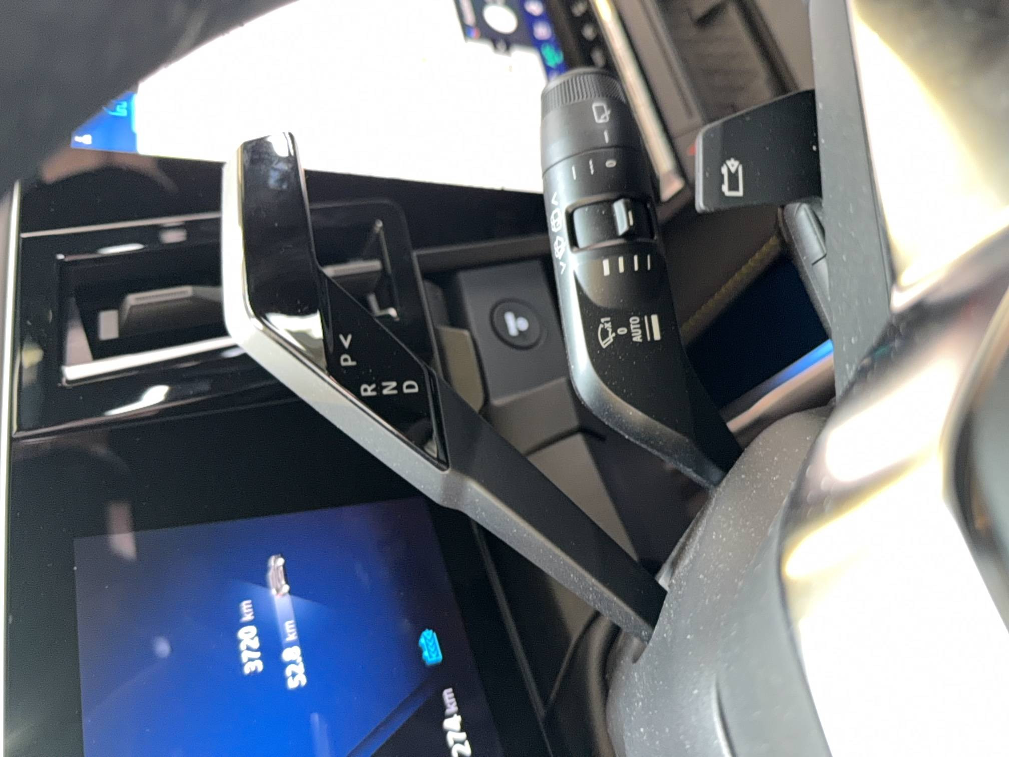 Vente en ligne Renault Scenic E-Tech Scenic E-Tech électrique 220 ch grande autonomie au prix de 52 390 €
