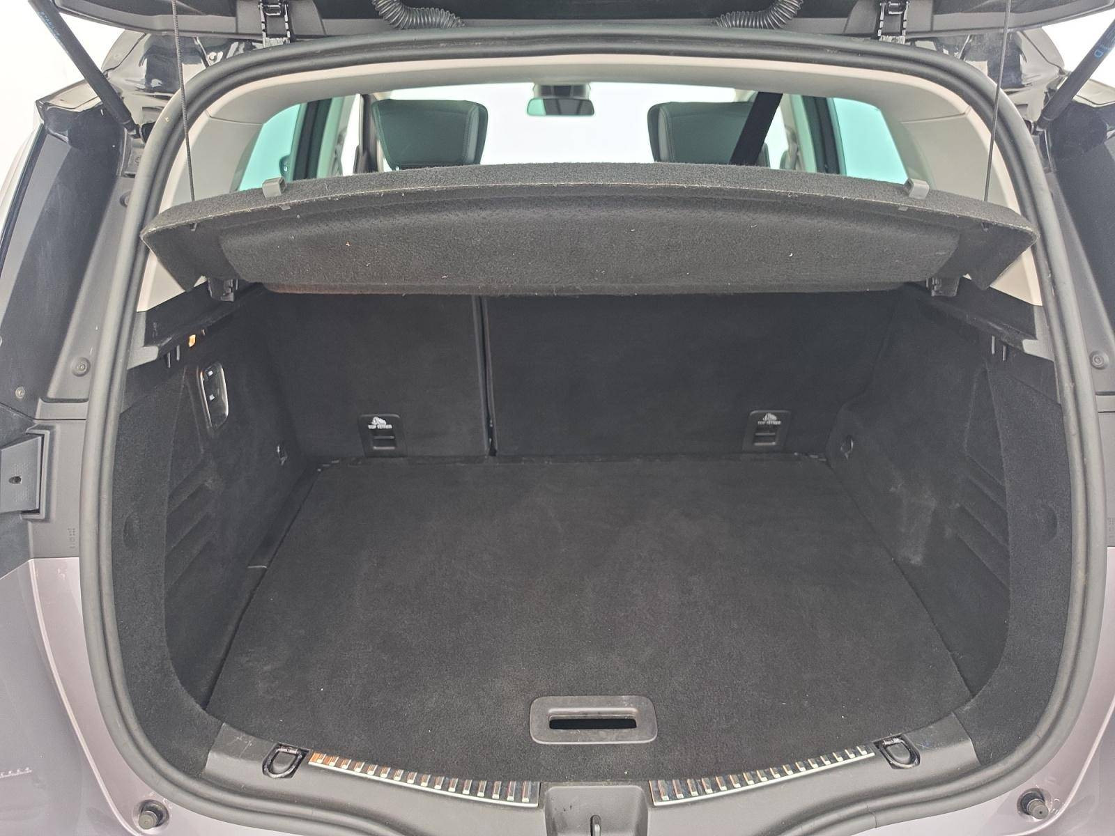 Vente en ligne Renault Scenic 4 Scenic dCi 160 Energy EDC au prix de 16 590 €