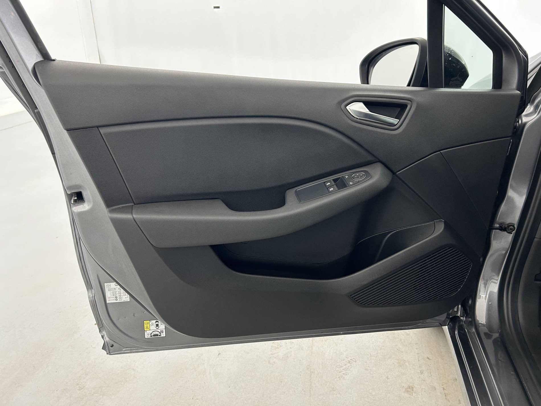 Vente en ligne Renault Clio 5 Clio TCe 90 au prix de 14 490 €