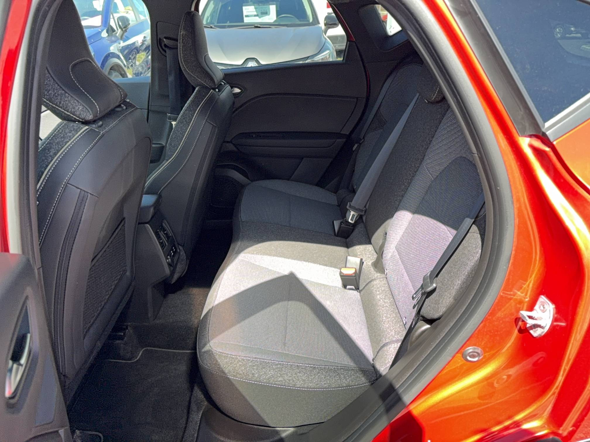 Vente en ligne Renault Captur  E-Tech full hybrid 145 ch au prix de 23 790 €