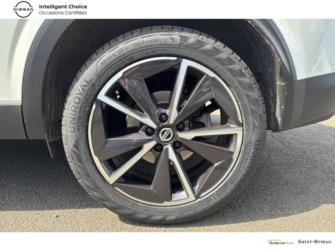 Vente en ligne Nissan Qashqai Qashqai Mild Hybrid 158 ch Xtronic au prix de 23 990 €