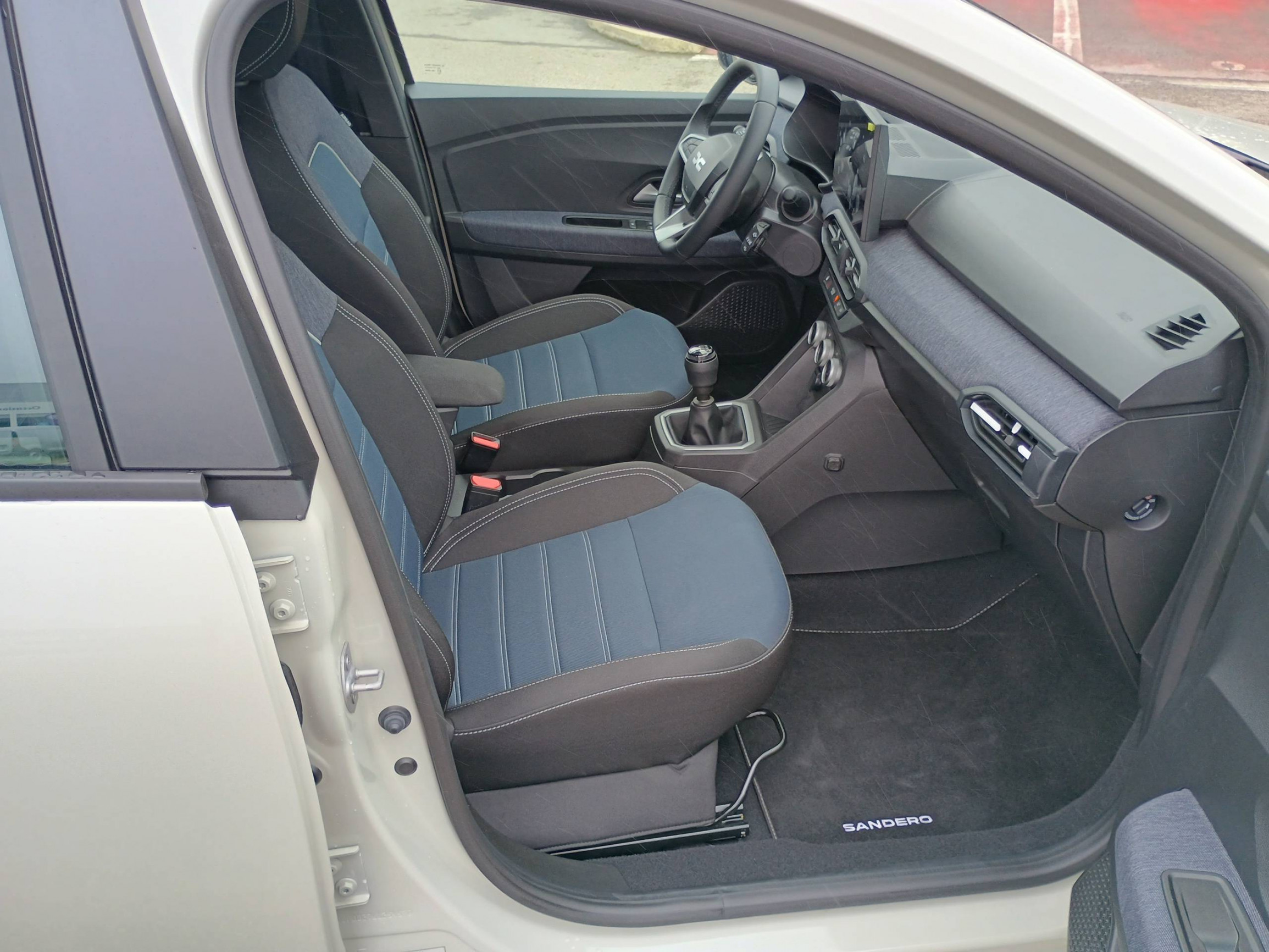 Vente en ligne Dacia Sandero  TCe 100 au prix de 15 790 €