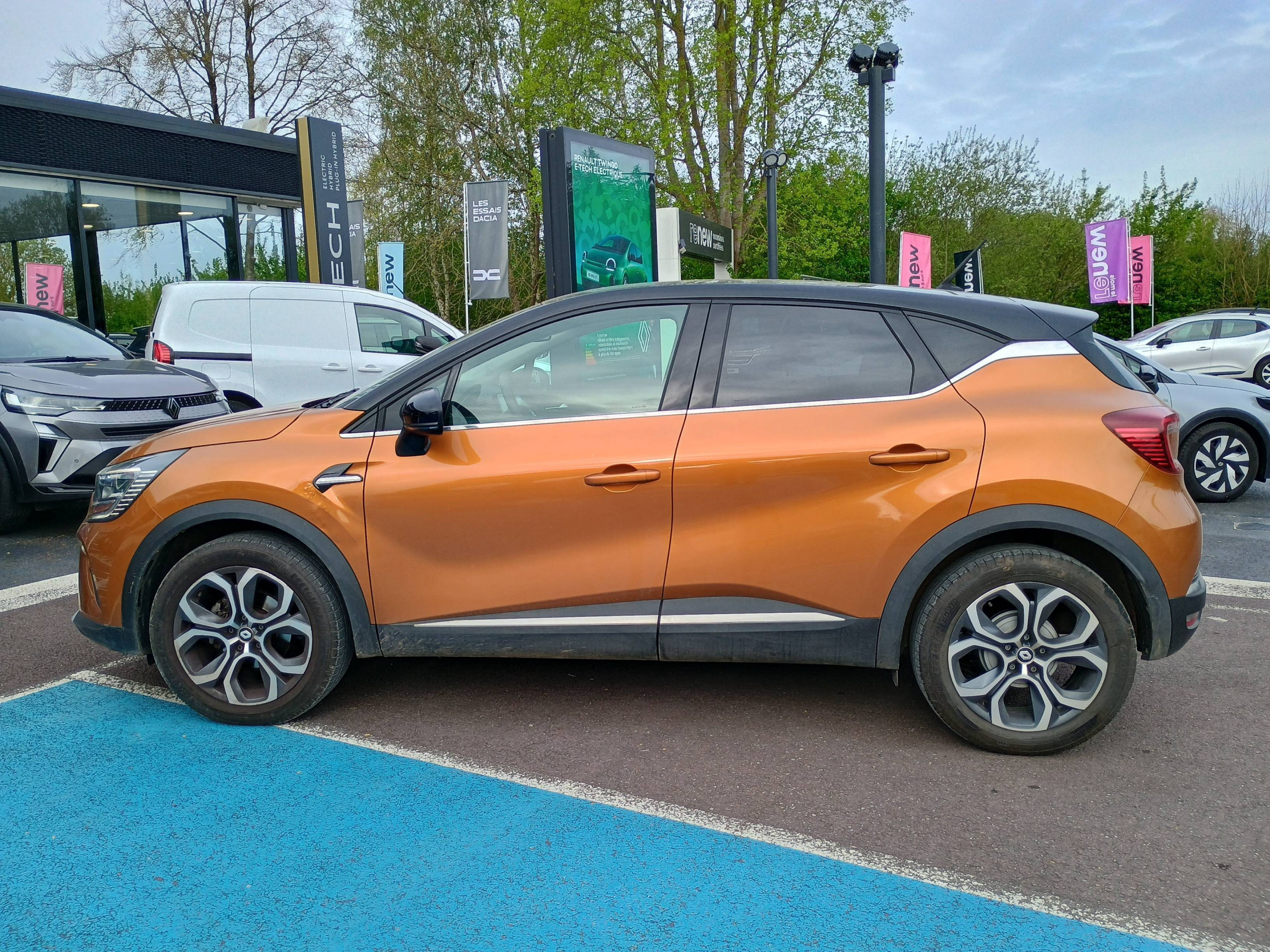 Vente en ligne Renault Captur  TCe 140 - 21 au prix de 17 590 €