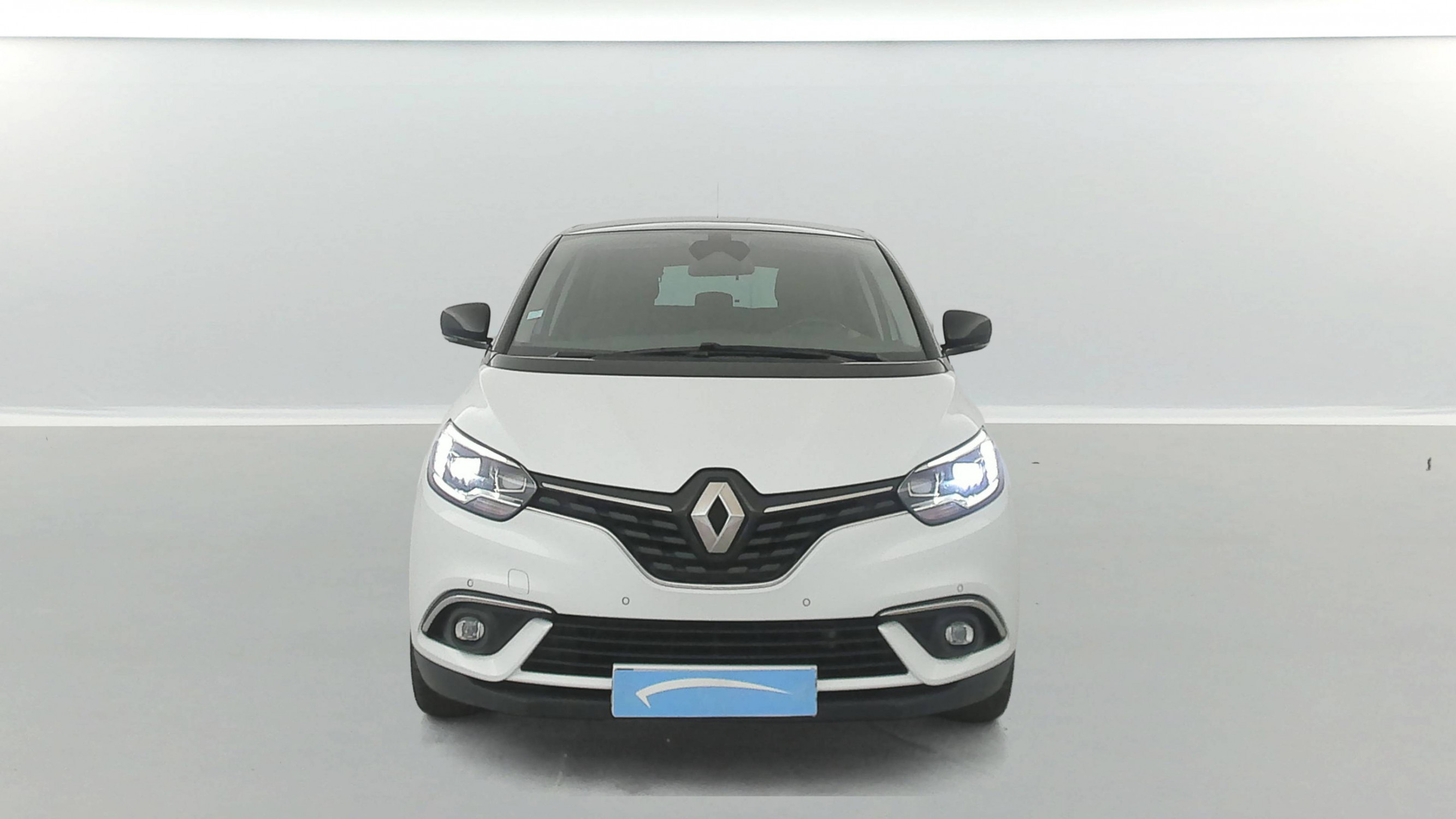 Vente en ligne Renault Scenic 4 Scenic Blue dCi 120 au prix de 16 900 €