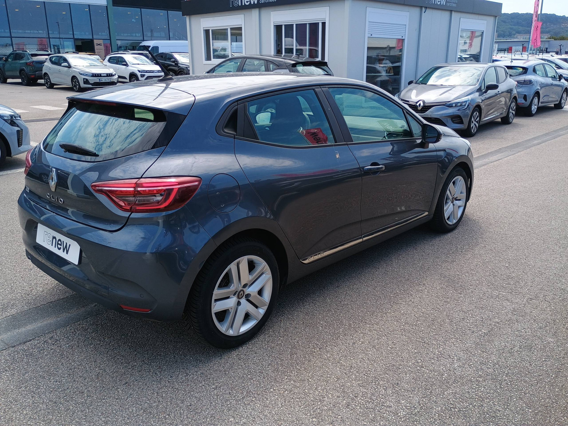 Vente en ligne Renault Clio 5 Clio TCe 100 GPL - 21 au prix de 10 690 €