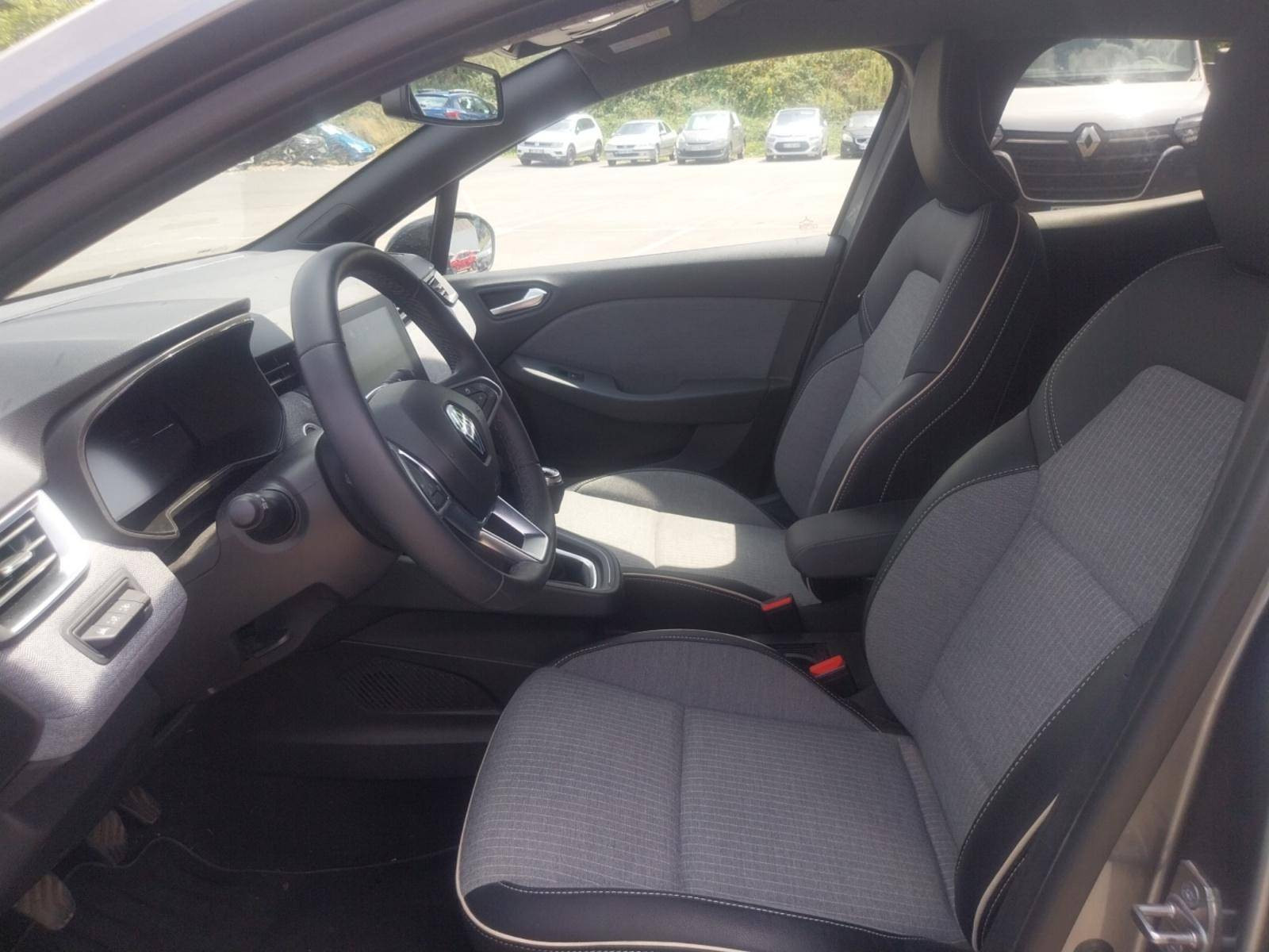 Vente en ligne Renault Clio 5 Clio TCe 90 au prix de 15 500 €
