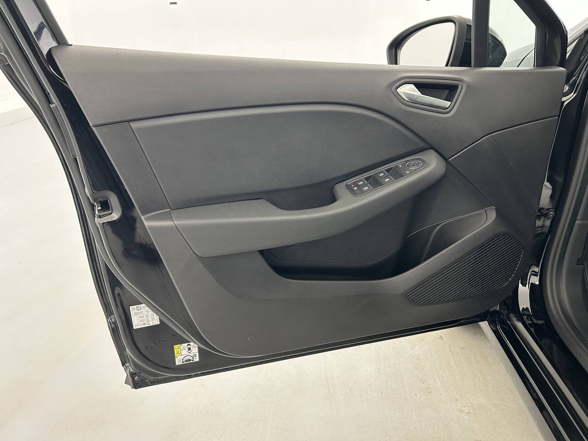 Vente en ligne Renault Clio 5 Clio E-Tech full hybrid 145 ch GSR2 au prix de 19 990 €