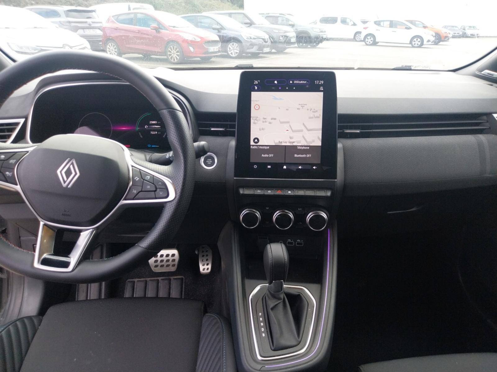 Vente en ligne Renault Clio 5 Clio E-Tech full hybrid 145 ch GSR2 au prix de 20 990 €