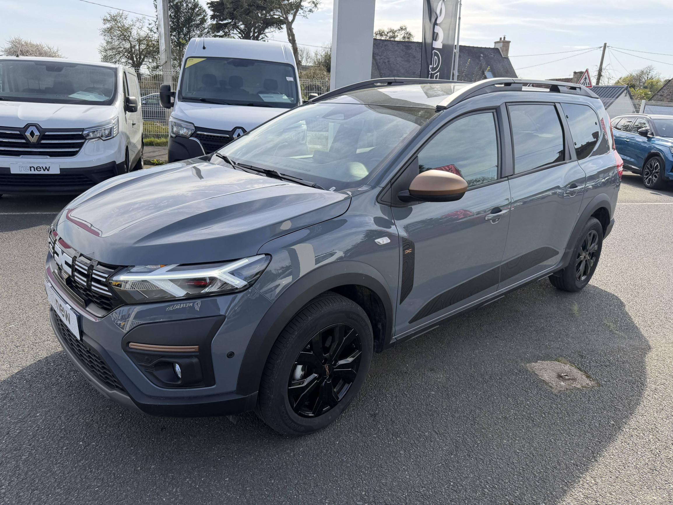Vente en ligne Dacia Jogger  ECO-G 100 7 places GSR2 au prix de 21 290 €