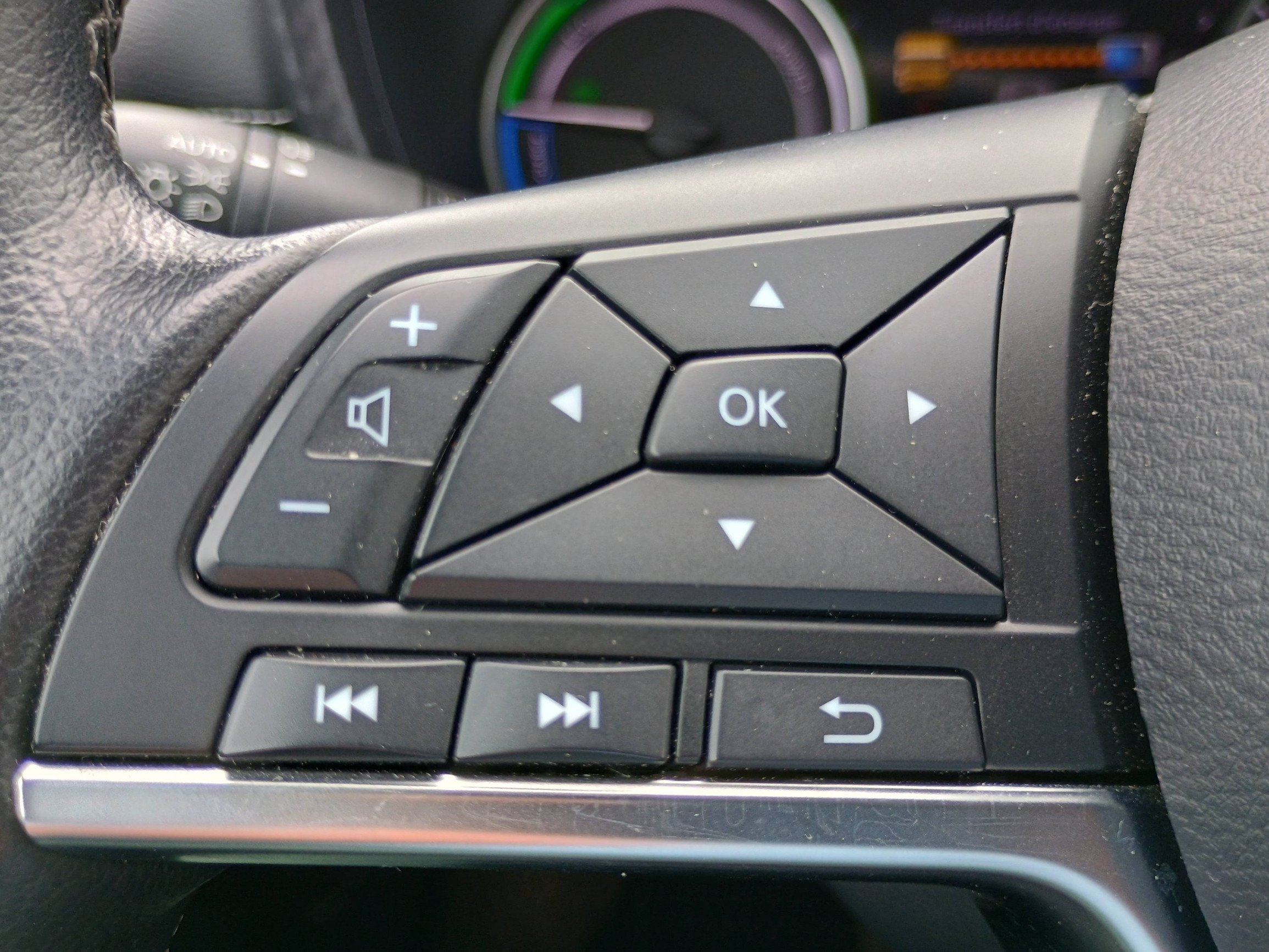 Vente en ligne Nissan Juke JUKE HYBRIDE 143 CH au prix de 19 990 €