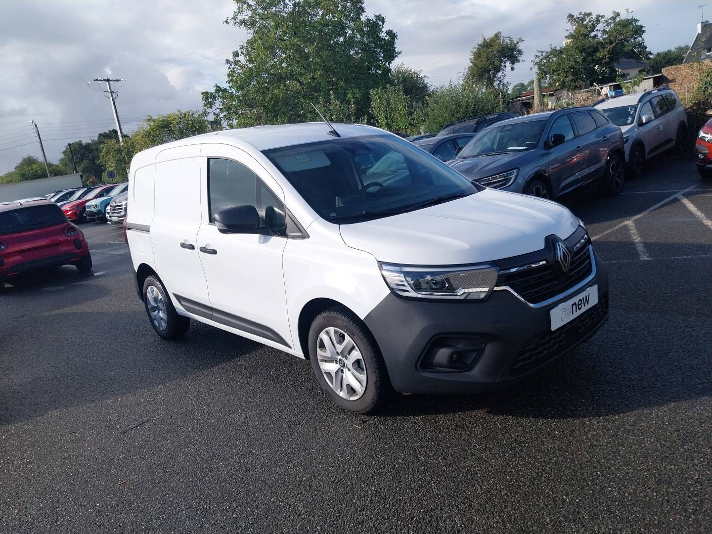 Vente en ligne Renault Kangoo Van  FG TOLE BLUE DCI 95 L1 GSR2 au prix de 32 160 €