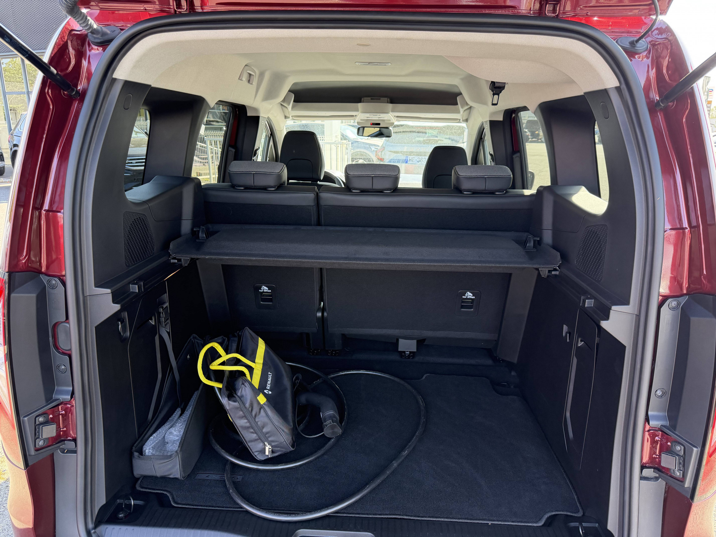 Vente en ligne Renault Kangoo E-Tech Kangoo E-Tech électrique EV45 11kW au prix de 22 990 €