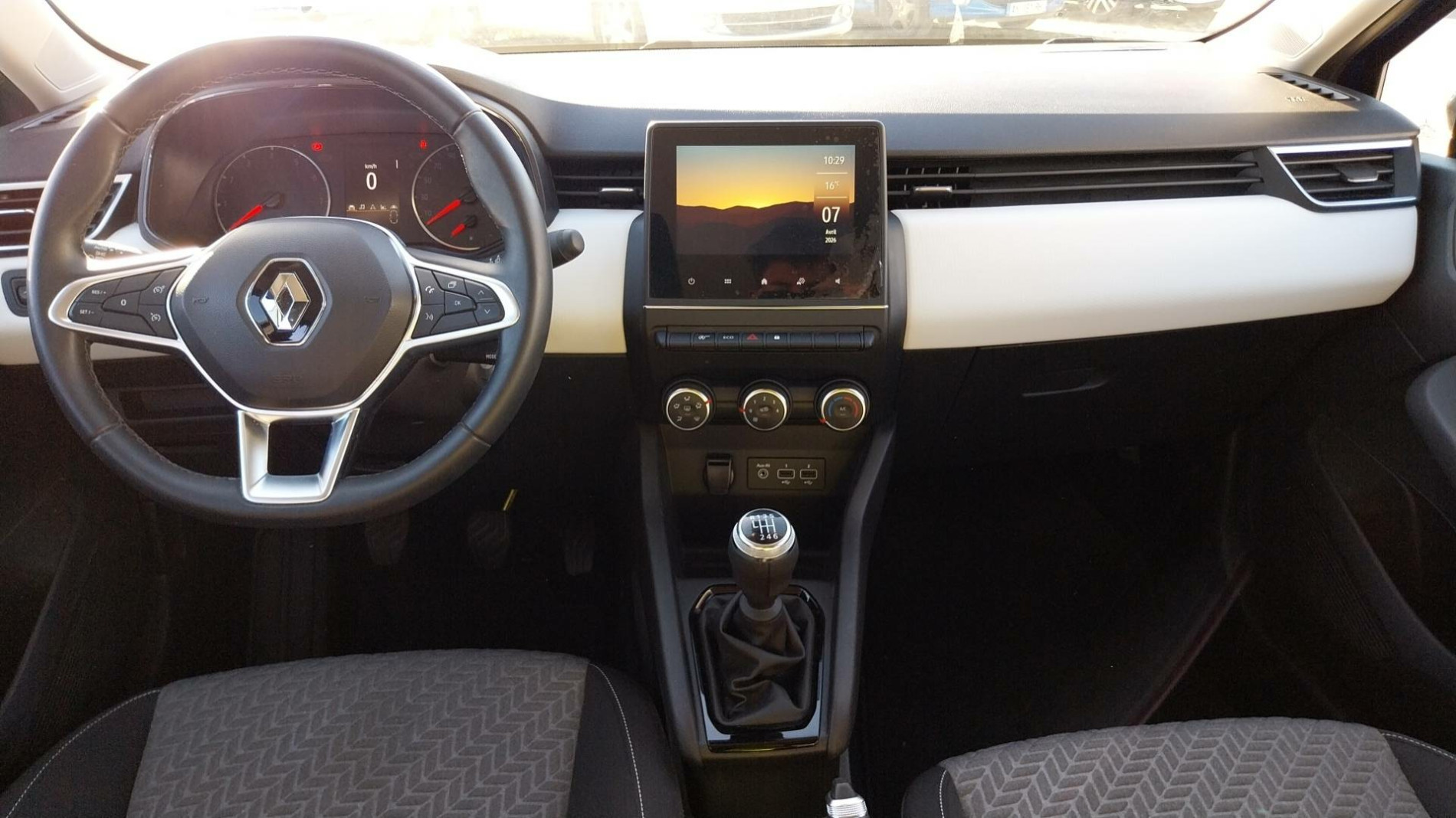 Vente en ligne Renault Clio 5 Clio TCe 100 GPL au prix de 14 990 €