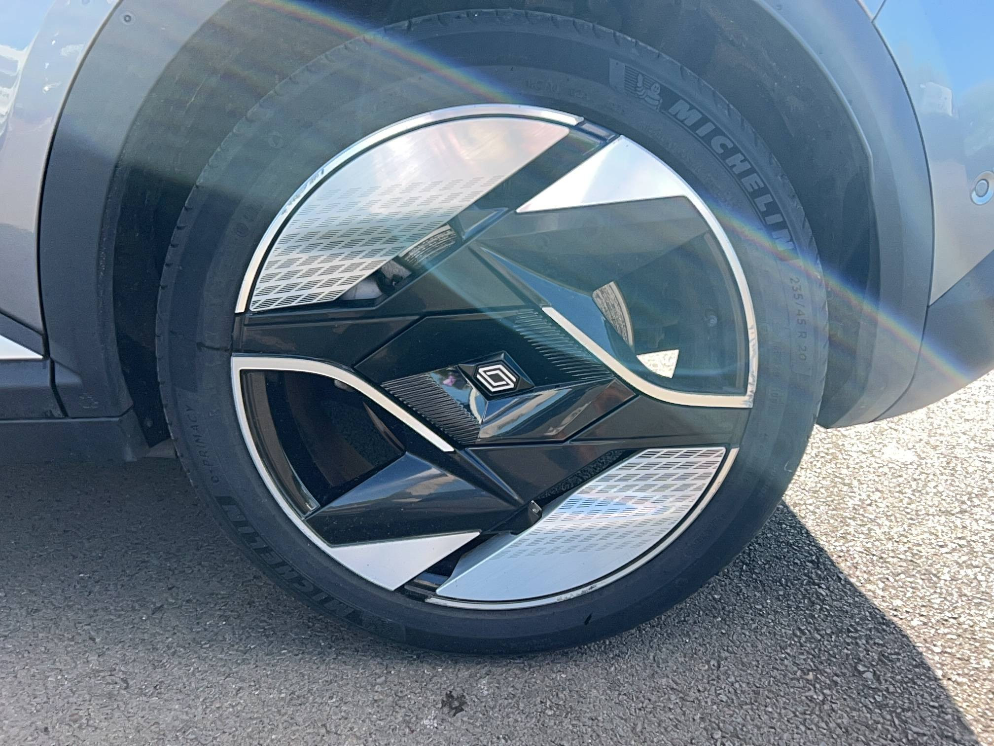 Vente en ligne Renault Scenic E-Tech  220 ch grande autonomie au prix de 37 990 €