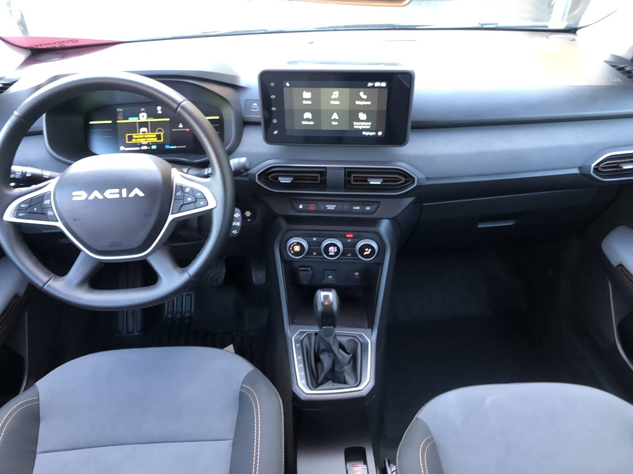 Vente en ligne Dacia Jogger  Hybrid 140 7 places GSR2 au prix de 25 890 €