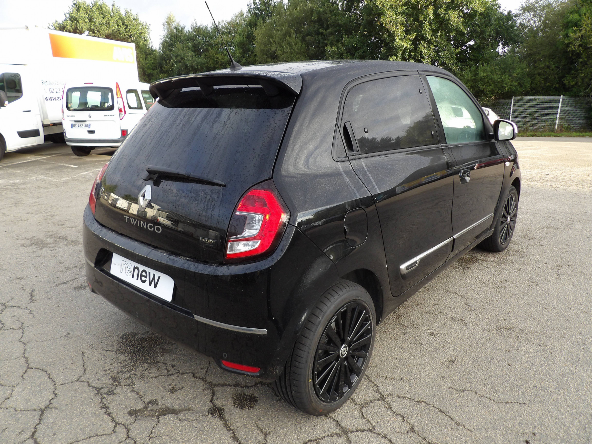 Vente en ligne Renault Twingo Electrique Twingo III E-Tech au prix de 13 999 €